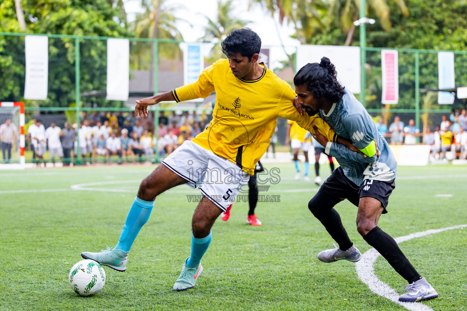 Avani vs Four Seasons in Day 4 of Resort League 2025 (Baa Zone) was held on Sunday, 13th July 2025 in Avani+ Fares Maldives Resort, Baa Atoll, Maldives. Photos: Nausham Waheed / images.mv