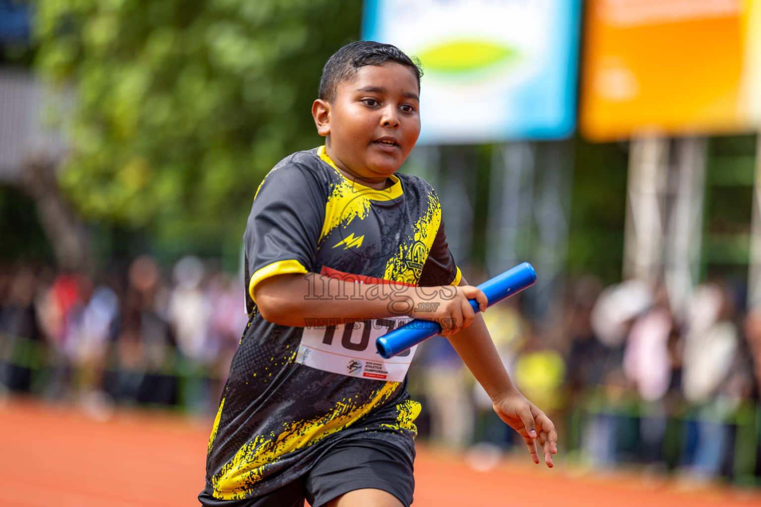Day 6 of Inter-school Athletics Championship 2025 held in Ekuveni Synthetic Track, Male', Maldives on Sunday, 12th October 2025. Photos by: Ismail Thoriq / Images.mv