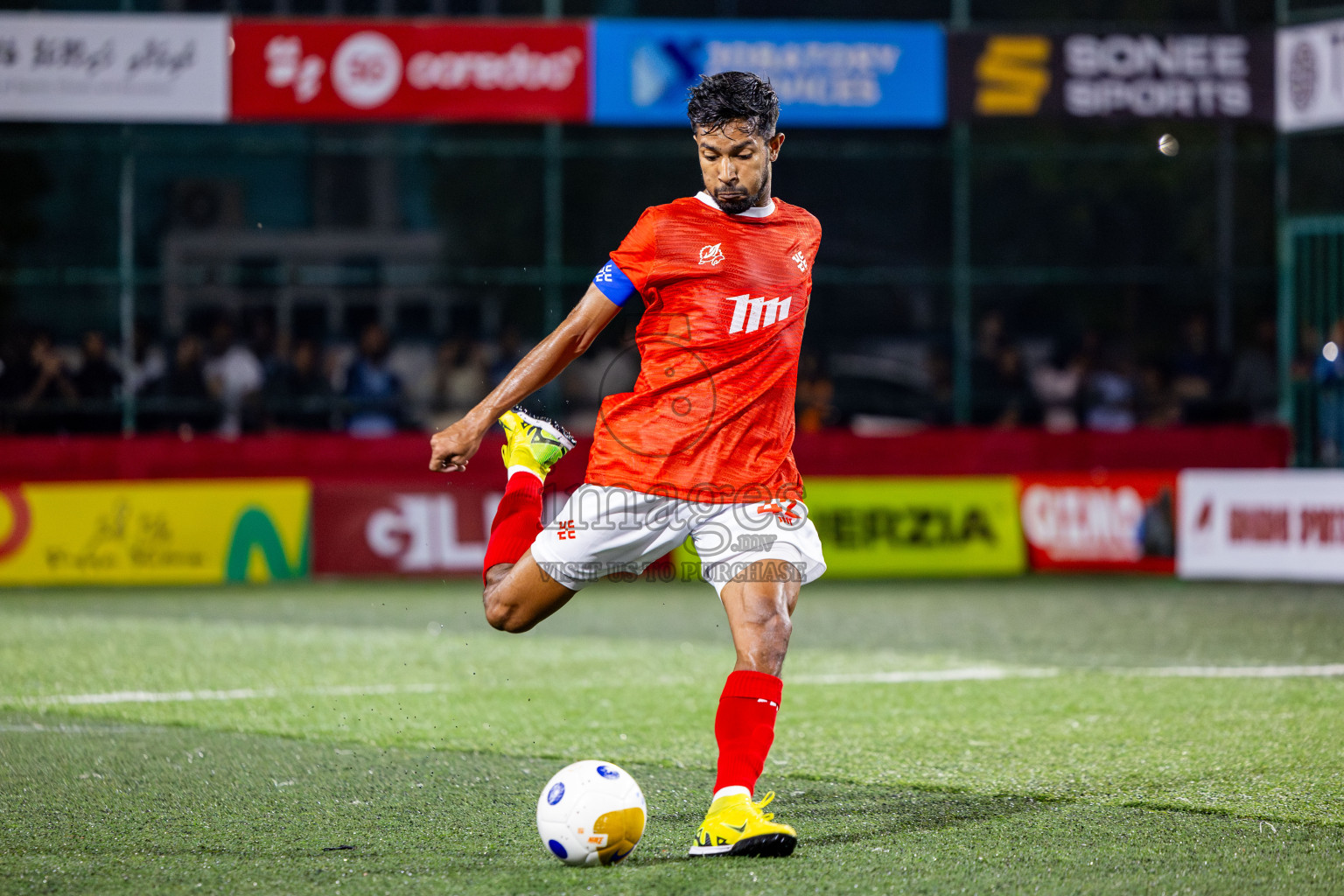 K Guraidhoo vs K Kaashidhoo in Day 10 of Golden Futsal Challenge 2025 was held on Tuesday, 14th January 2025, in Hulhumale', Maldives Photos: Nausham Waheed / images.mv