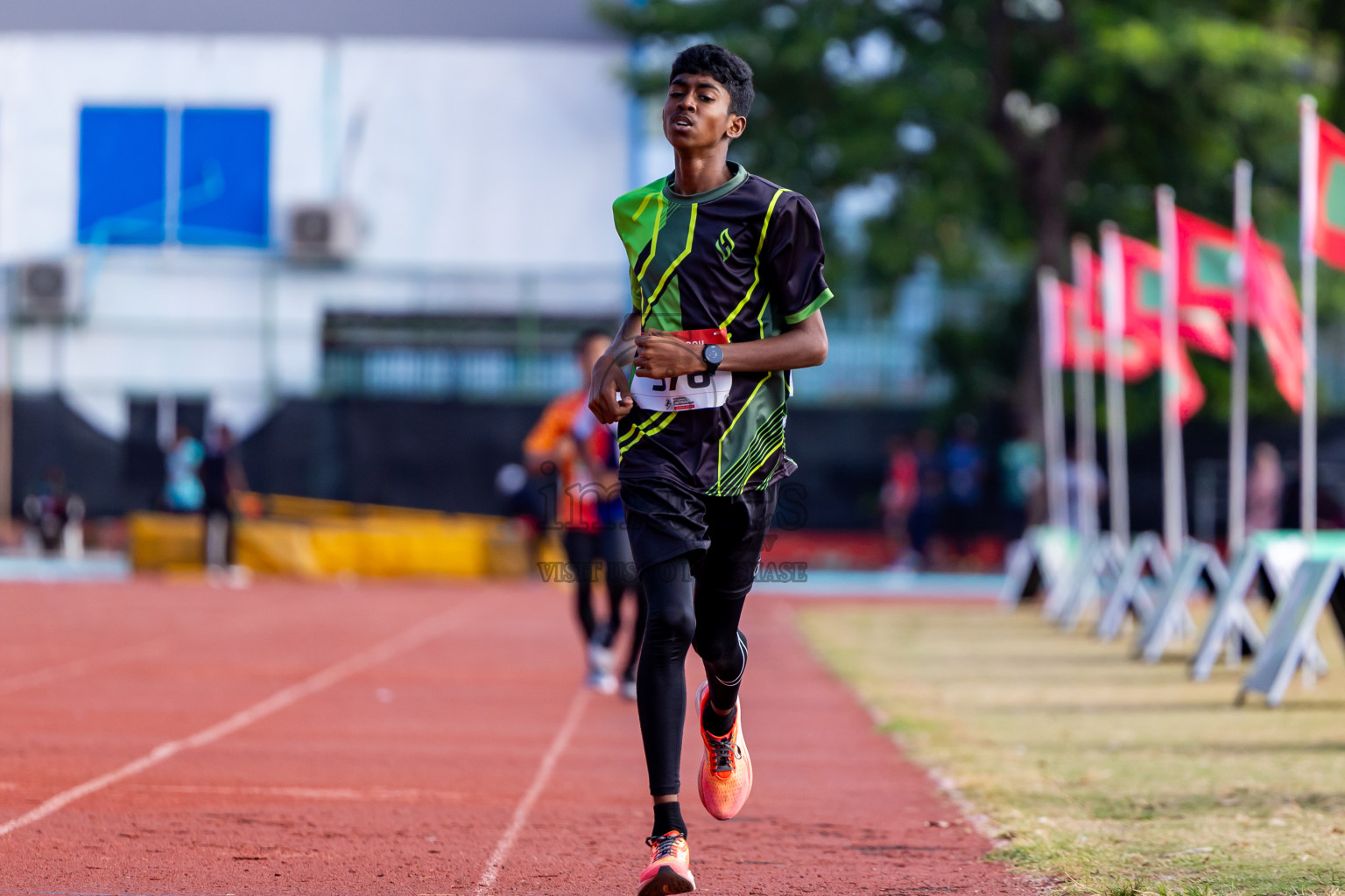 Day 2 of Inter-school Athletics Championship 2025 held in Ekuveni Synthetic Track, Male', Maldives on Tuesday, 07th October 2025. Photos by: Nausham Waheed / Images.mv