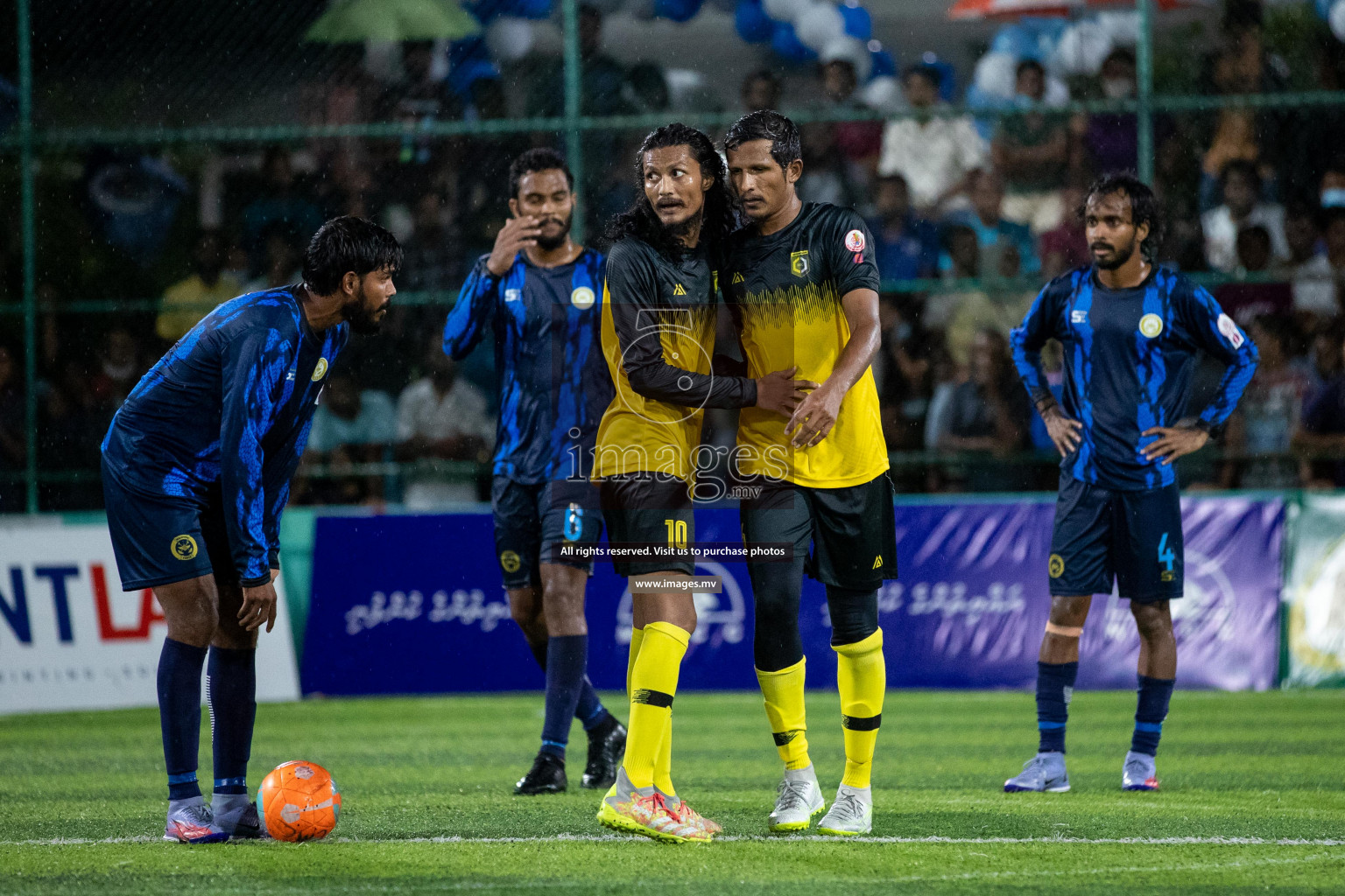 Team MPL vs Team RRC in the Quarter Finals of Club Maldives 2021 held at Hulhumale'; on 13th December 2021 Photos:Shu Abdul Sattar / images/mv