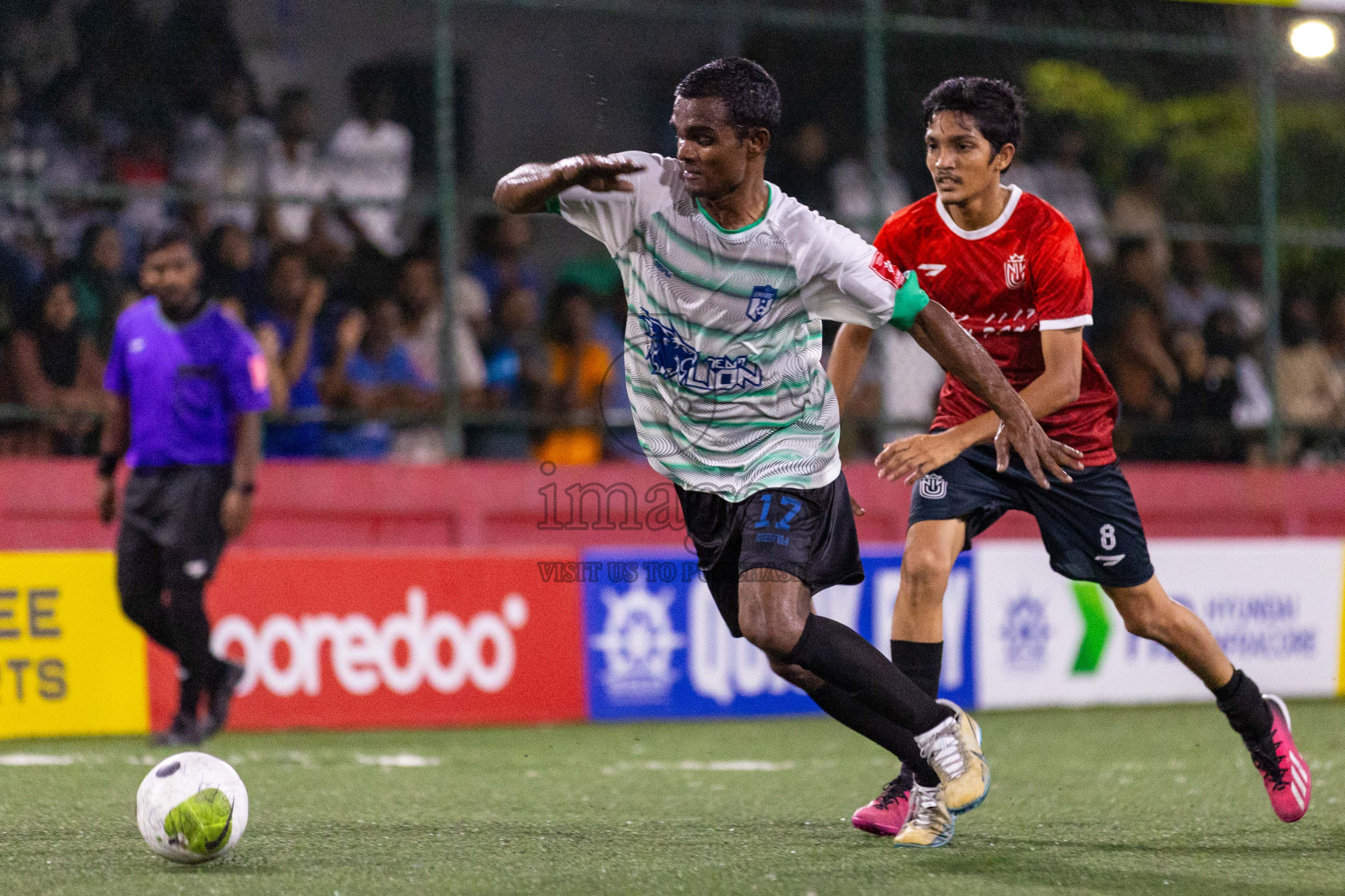 HDh Nolhivaran vs HDh Kumundhoo in Day 6 of Golden Futsal Challenge 2024 was held on Saturday, 20th January 2024, in Hulhumale', Maldives
Photos: Ismail Thoriq / images.mv