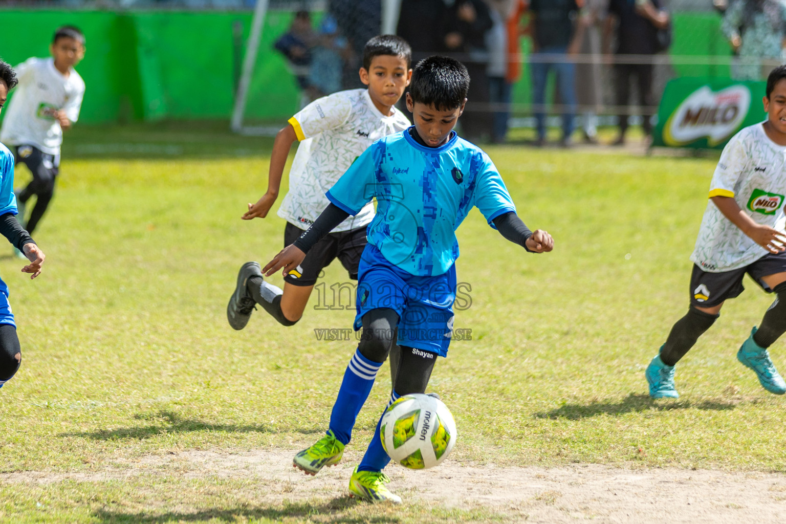 Day 2 of MILO Academy Championship 2025 was held on Friday, 14th February 2025 in Henveiru Stadium.
Photos: Mohamed Mahfooz Moosa / Images.mv
