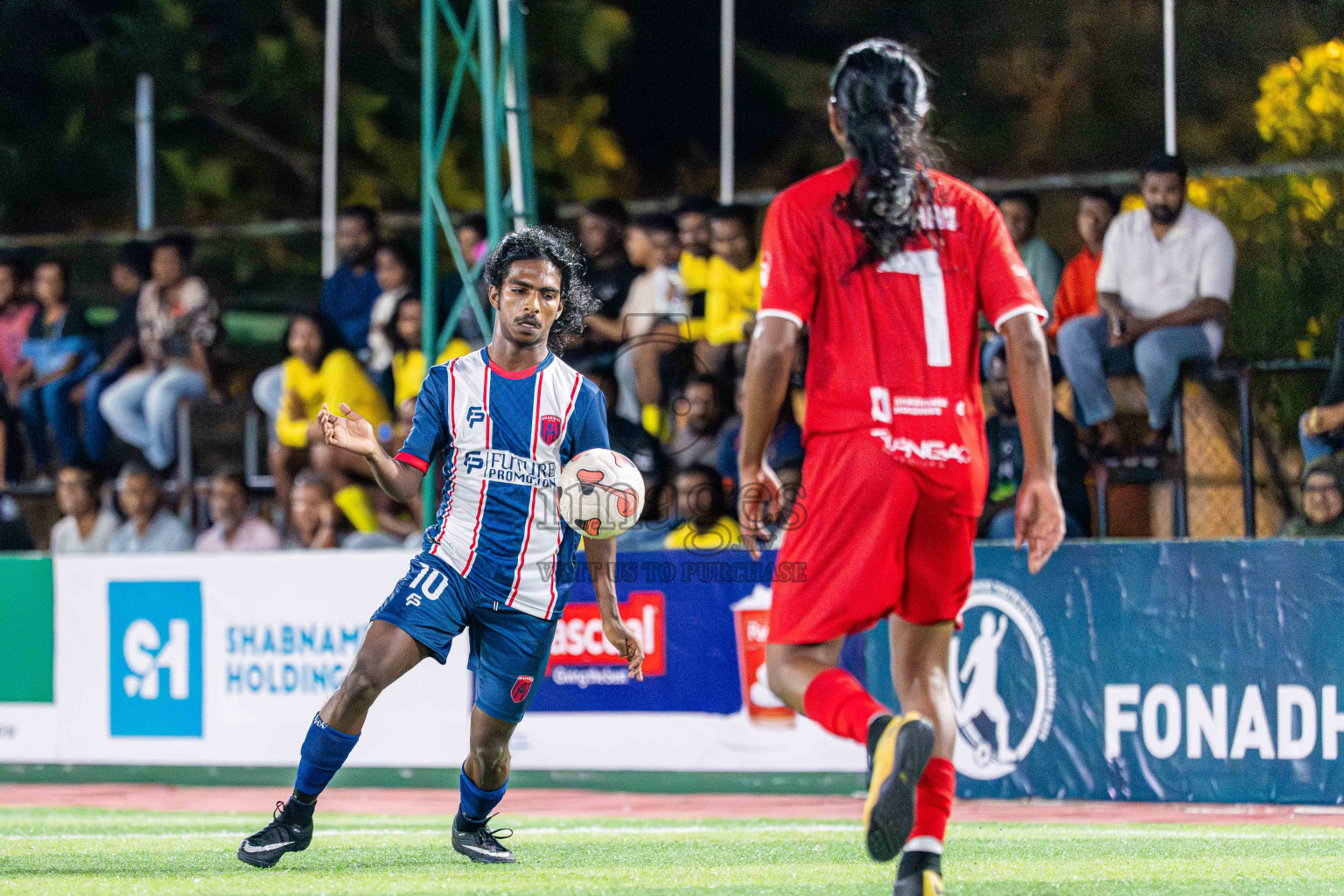 Kanmathi FC VS Maahinne United in Day 4 - Fonadhoo Youth Futsal Challenge 2025 held in Fonadhoo Futsal Stadium, L. Fonadhoo, Maldives on Wednesday, 29th October 2025 Photos: Arif Rasheed / images.mv