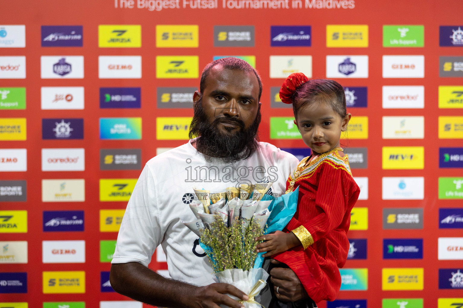 HDh Neykurendhoo vs HDh Naivaadhoo in Day 18 of Golden Futsal Challenge 2024 was held on Thursday, 1st February 2024, in Hulhumale', Maldives Photos: Mohamed Mahfooz Moosa, / images.mv