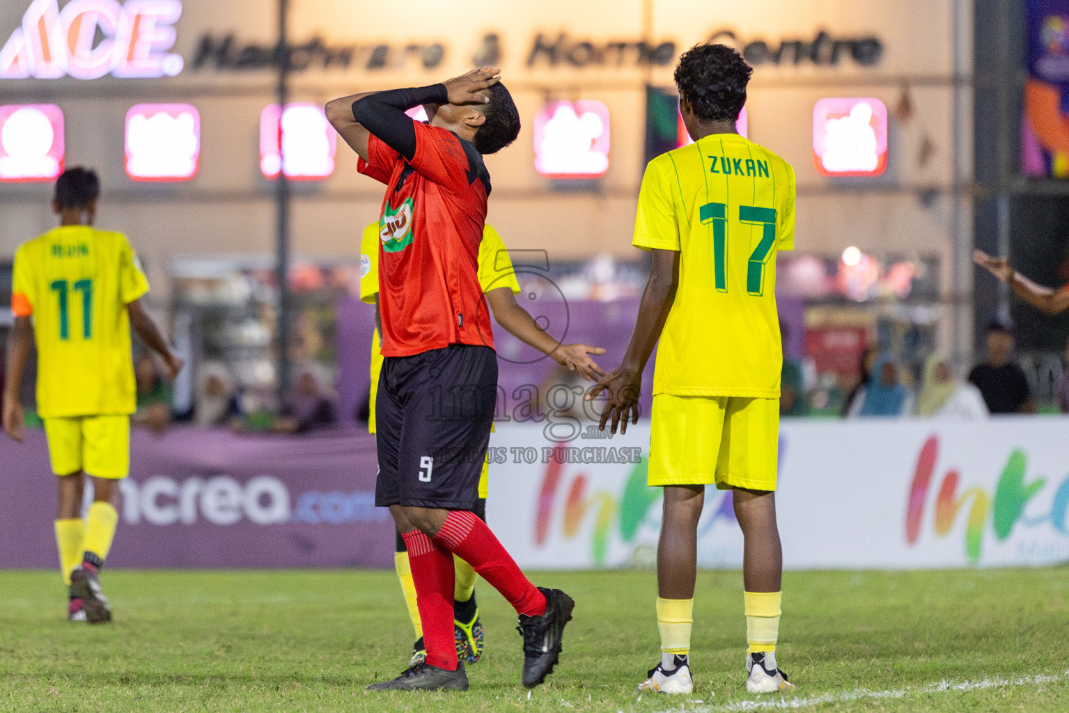 TC vs Maziya  in Day 11 of Dhivehi Youth League 2024 held at Henveiru Stadium on Tuesday, 17th December 2024. Photos: Shuu Abdul Sattar