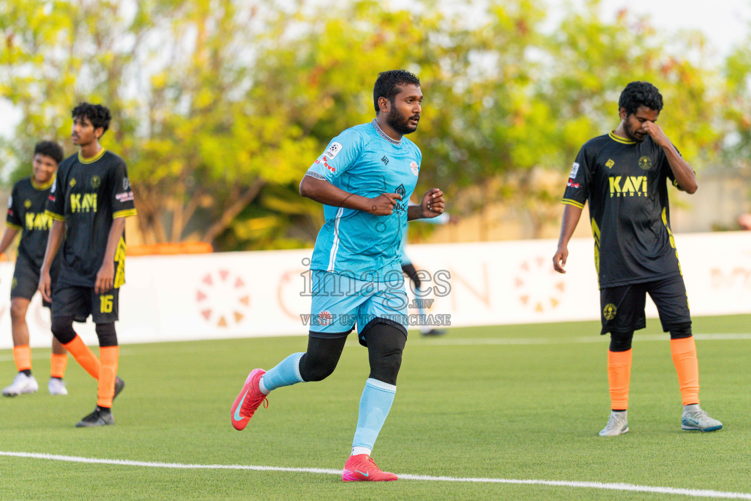 Irumathi FC VS Middle East in Day 5 of Eydhafushi Cup 2025 held in Eydhafushi Football Stadium at B. Eydhafushi, Maldives on Tuesday, 9th September 2025. Photos: Arif Rasheed / images.mv