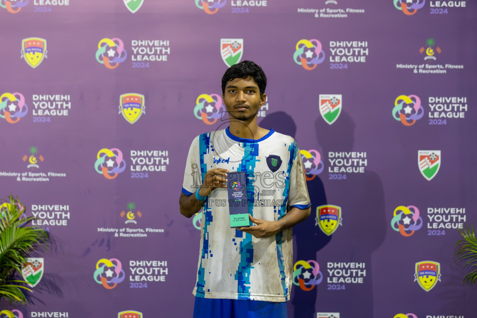 Super United Sports vs Huriyya (U16) in Day 8 of Dhivehi Youth League 2024 held at Henveiru Stadium on Monday, 2nd December 2024. Photos: Mohamed Mahfooz Moosa / Images.mv