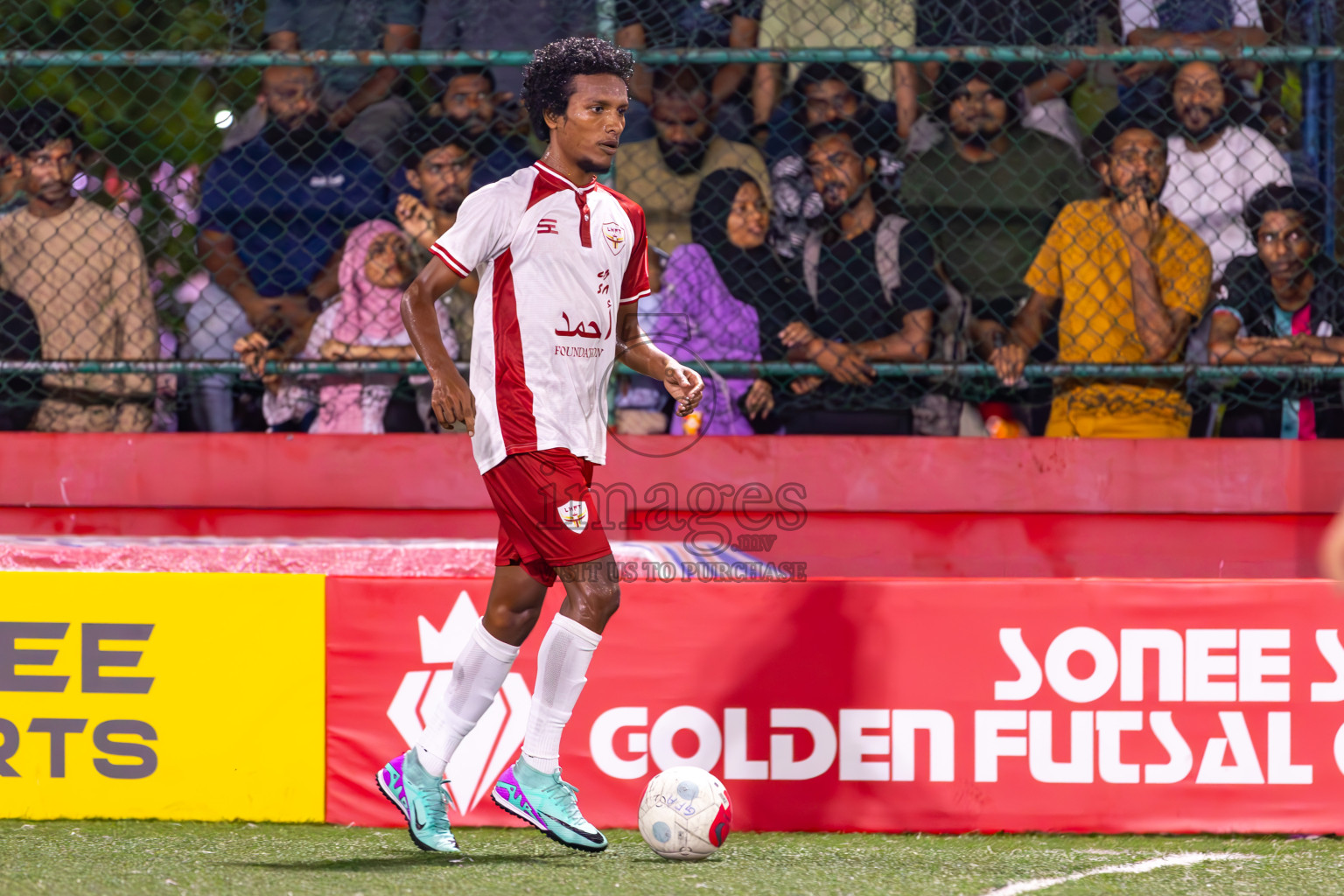 L Isdhoo vs L Hithadhoo in Day 16 of Golden Futsal Challenge 2024 was held on Tuesday, 30th January 2024, in Hulhumale', Maldives Photos: Ismail Thoriq / images.mv