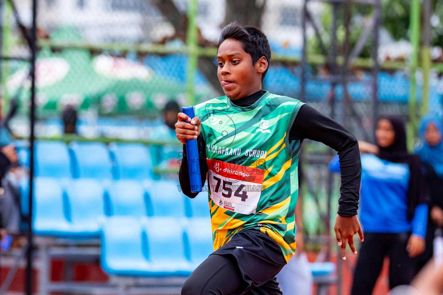 Day 6 of Inter-school Athletics Championship 2025 held in Ekuveni Synthetic Track, Male', Maldives on Sunday, 12th October 2025. Photos by: Nausham Waheed / Images.mv