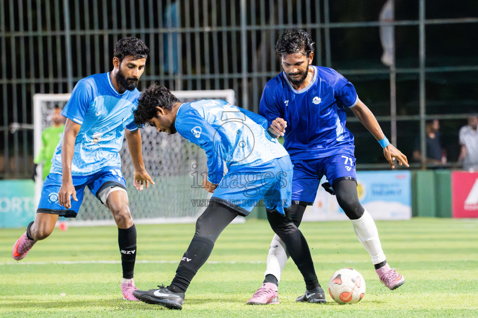 Foemathi VS Laamu Blues in Day 3 - Fonadhoo Youth Futsal Challenge 2025 held in Fonadhoo Futsal Stadium, L. Fonadhoo, Maldives on Tuesdat, 28th October 2025 Photos: Arif Rasheed / images.mv