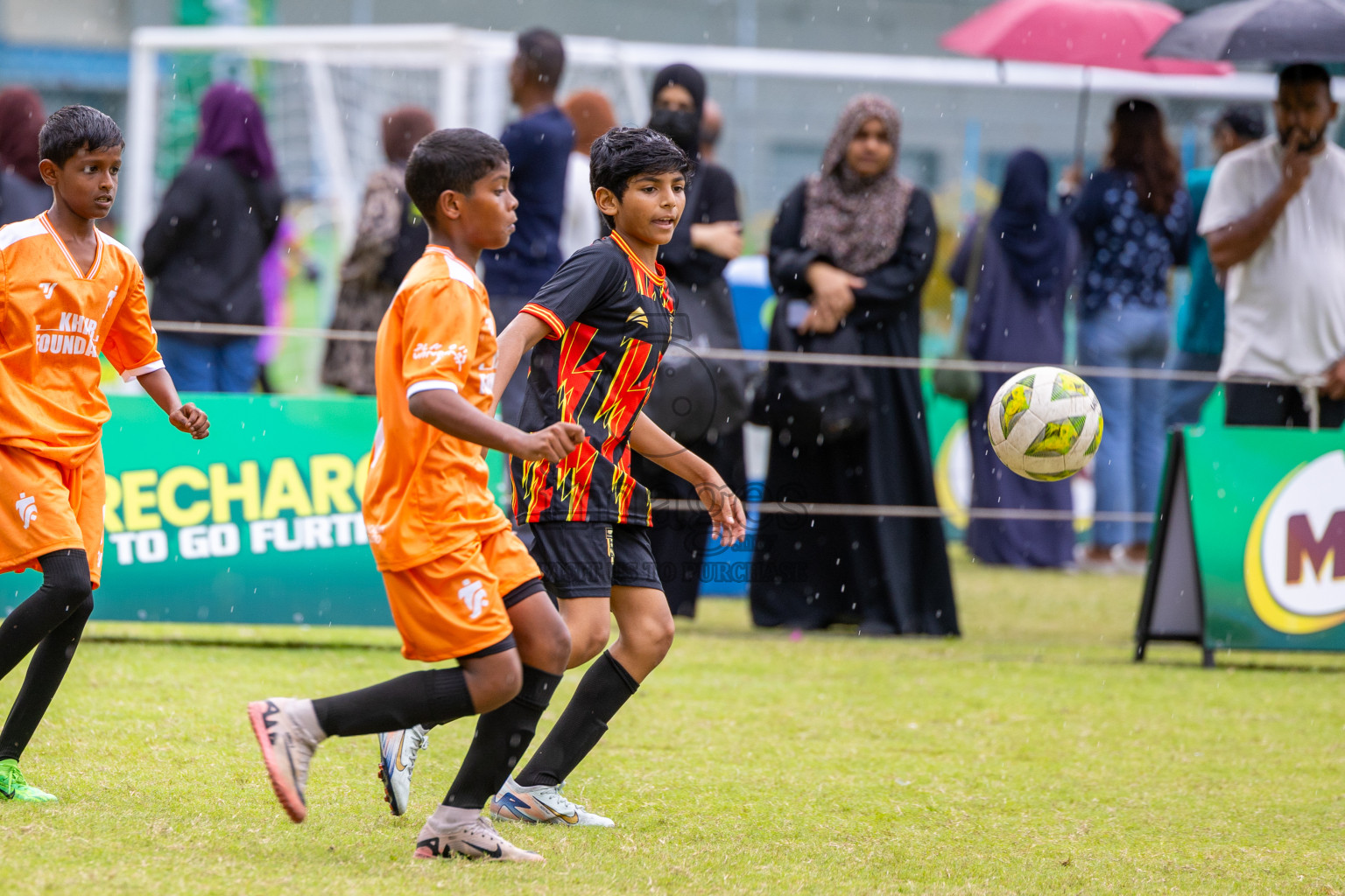 Day 1 of MILO Academy Championship 2025 (U-12) was held at Henveiru Stadium in Male', Maldives on Thursday, 1st May 2025. Photos: Ismail Thoriq / images.mv