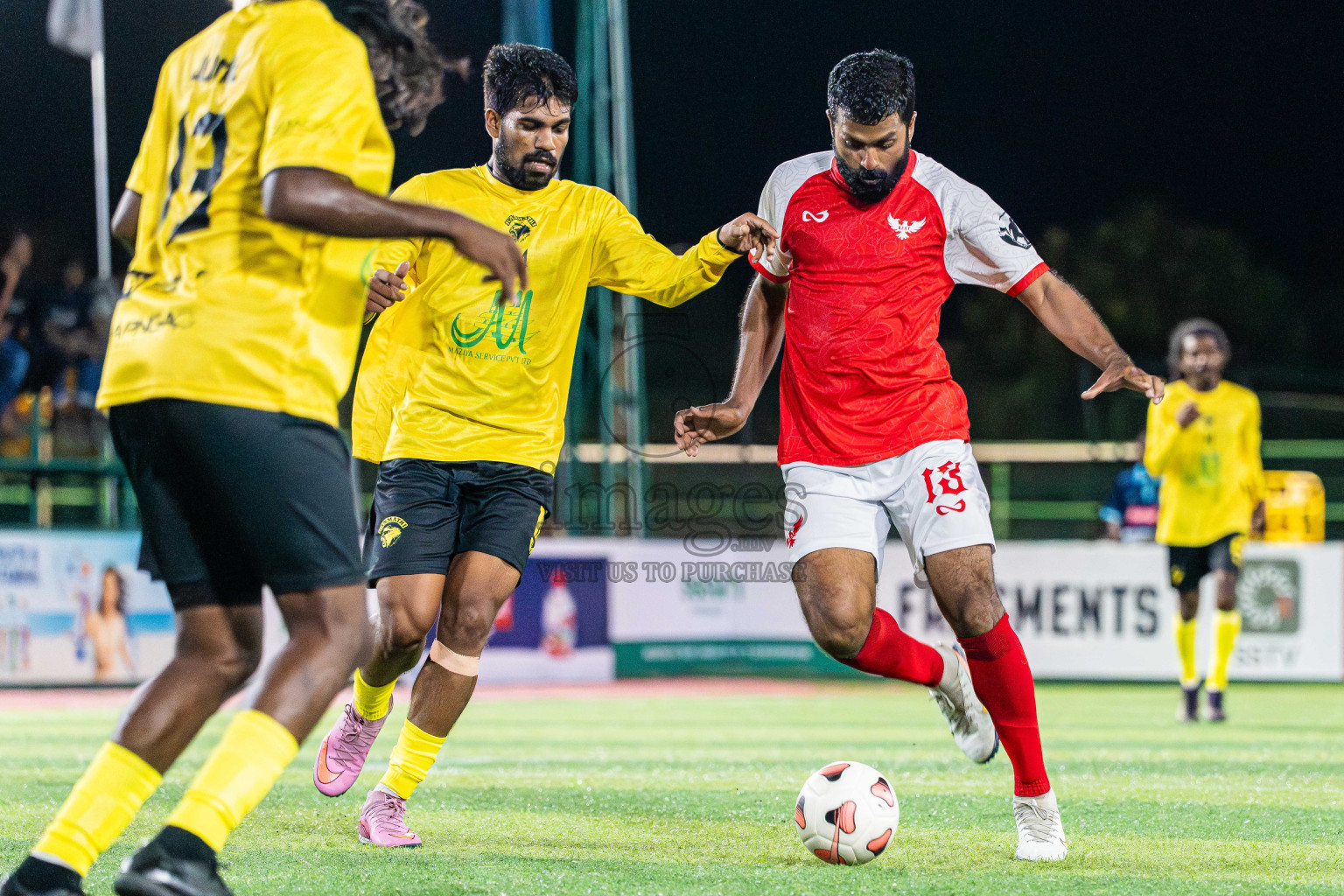 Kanmathi SC VS BEST in Day 4 - Fonadhoo Youth Futsal Challenge 2025 held in Fonadhoo Futsal Stadium, L. Fonadhoo, Maldives on Wednesday, 29th October 2025 Photos: Arif Rasheed / images.mv