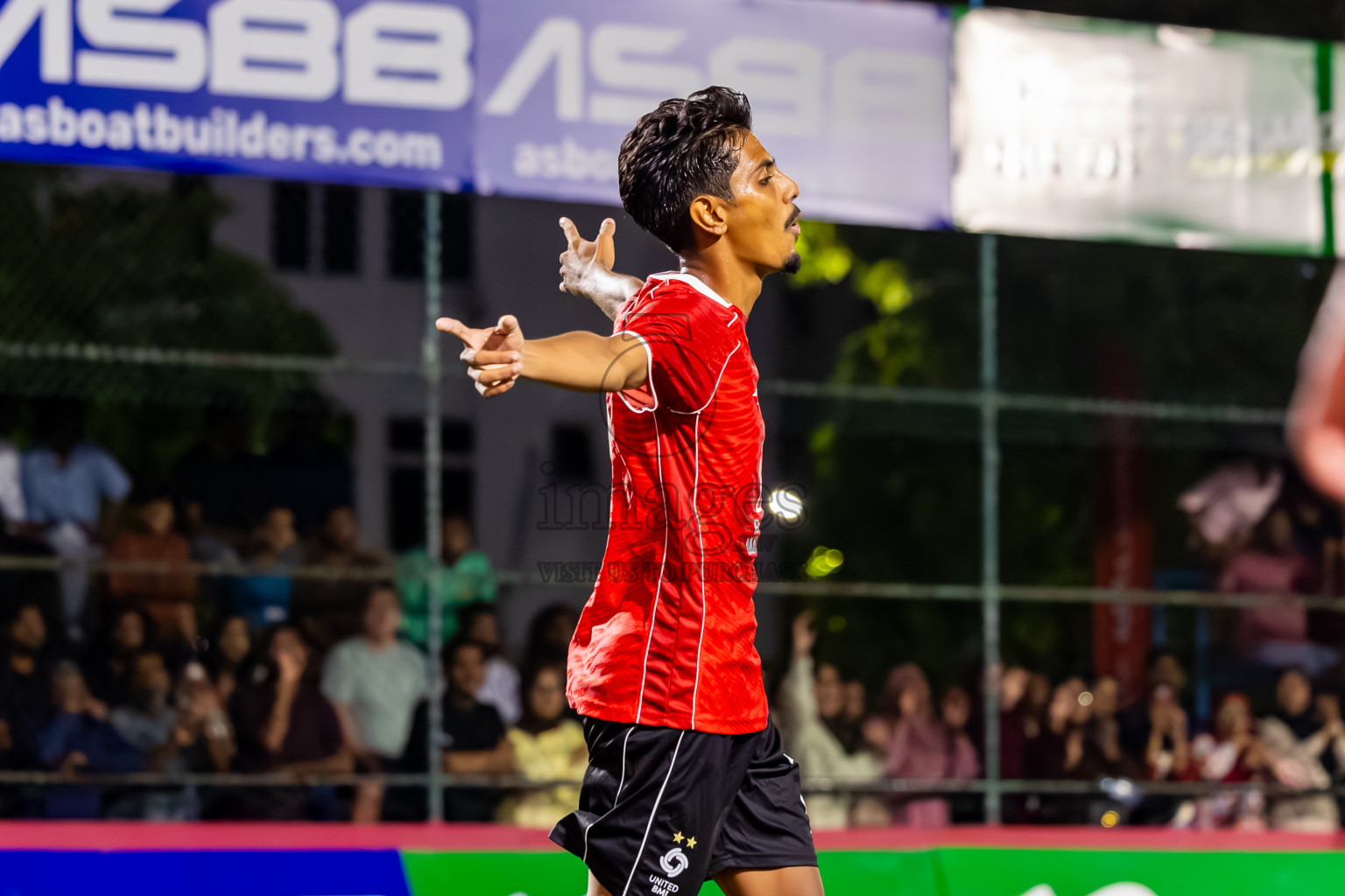 BML vs GRC in Day 6 of Club Maldives Cup 2025 was held in Rehendhi Futsal Ground, Hulhumale', Maldives on Saturday, 4th October 2025. Photos: Nausham Waheed / images.mv