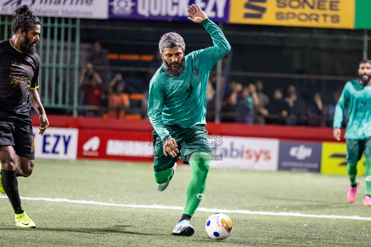 HDh Nolhivaranfaru vs HDh Hanimaadhoo in Day 9 of Golden Futsal Challenge 2025 was held on Monday, 13th January 2025, in Hulhumale', Maldives
Photos: Ismail Thoriq / images.mv