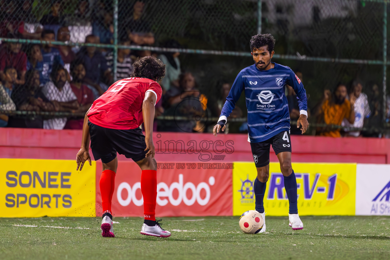 K Gaafaru vs K Himmafushi in Day 22 of Golden Futsal Challenge 2024 was held on Monday , 5th February 2024 in Hulhumale', Maldives
Photos: Ismail Thoriq / images.mv