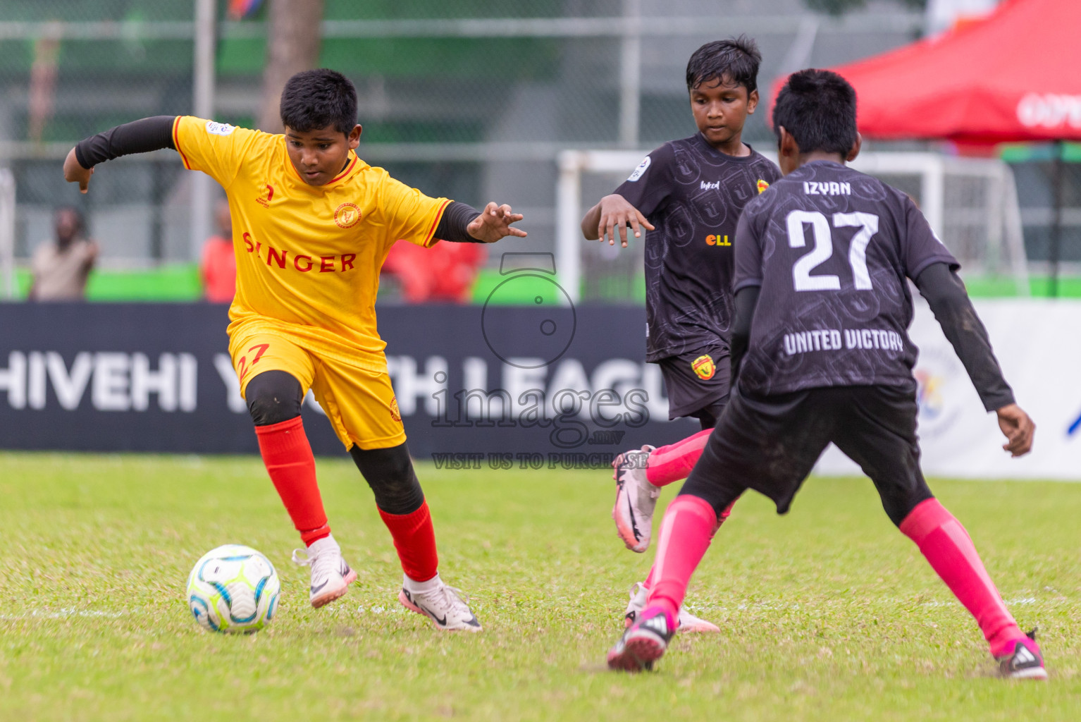 United Victory vs Victory Sports Club  (U12) in Day 5 of Dhivehi Youth League 2024 held at Henveiru Stadium on Friday 29th November 2024. Photos: Shuu Abdul Sattar/ Images.mv