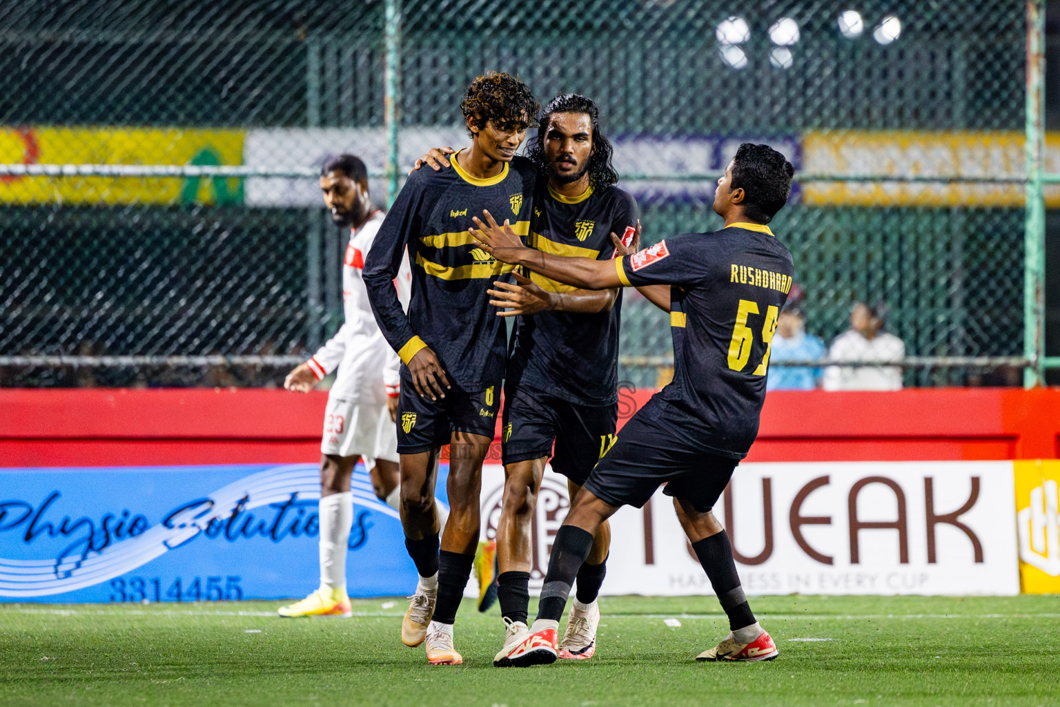 HA Utheemu vs HA Muraidhoo in Day 13 of Golden Futsal Challenge 2025 was held on Friday, 17th January 2025, in Hulhumale', Maldives. Photos: Nausham Waheed / images.mv