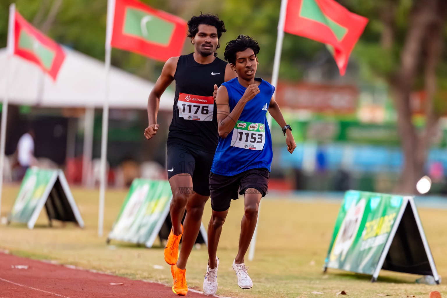 Day 4 of Inter-school Athletics Championship 2025 held in Ekuveni Synthetic Track, Male', Maldives on Thursday, 09th October 2025. Photos by: Nausham Waheed / Images.mv