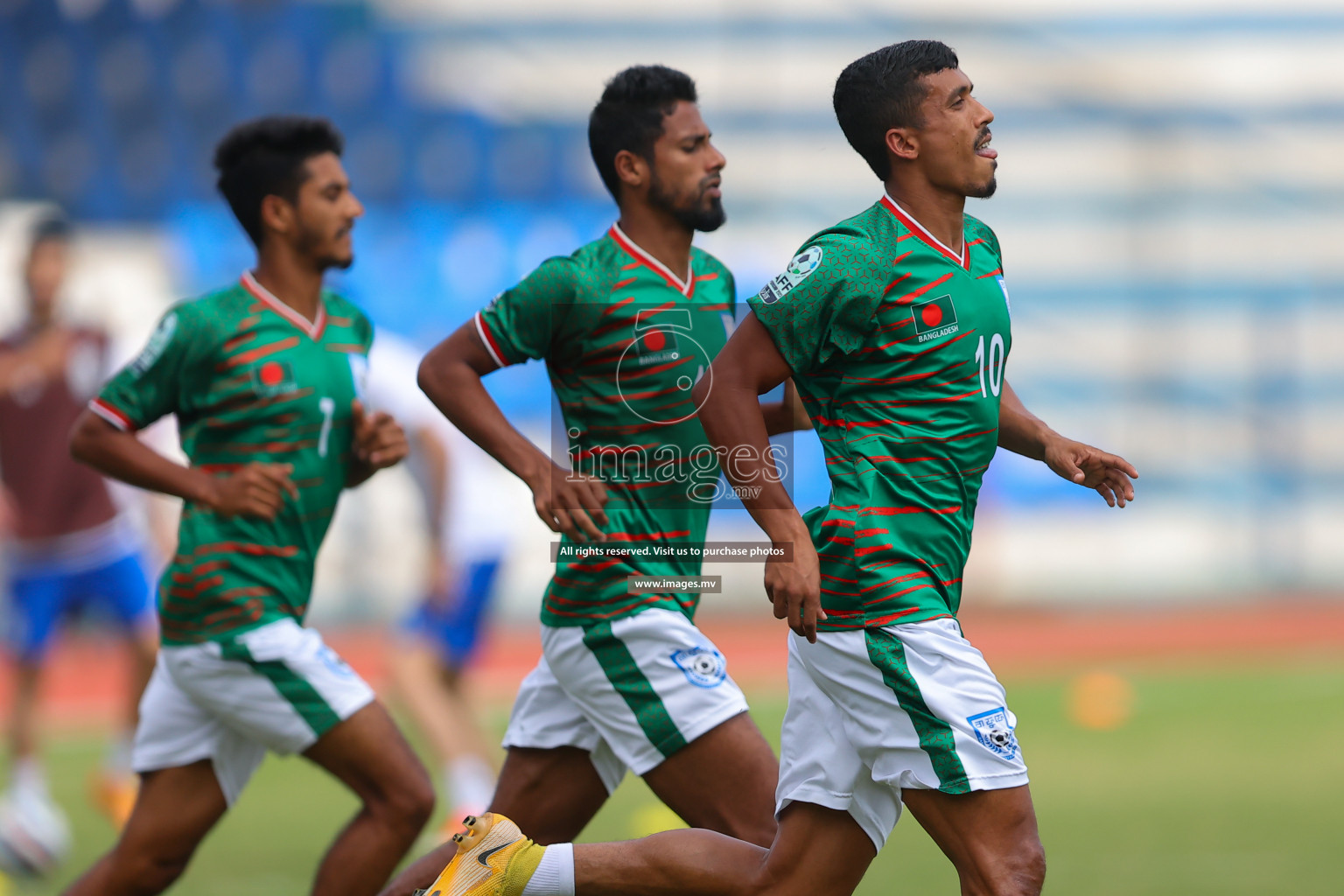 Kuwait vs Bangladesh in the Semi-final of SAFF Championship 2023 held in Sree Kanteerava Stadium, Bengaluru, India, on Saturday, 1st July 2023. Photos: Nausham Waheed, Hassan Simah / images.mv