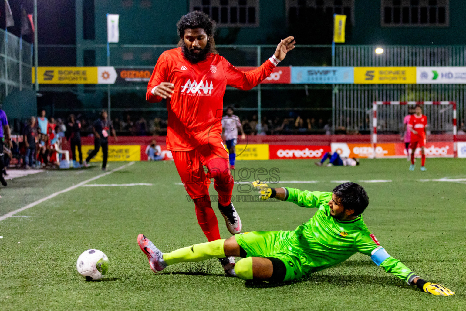 GA. Nilandhoo vs GA. Kondey in Day 19 of Golden Futsal Challenge 2024 was held on Friday, 2nd February 2024 in Hulhumale', Maldives 
Photos: Hassan Simah / images.mv