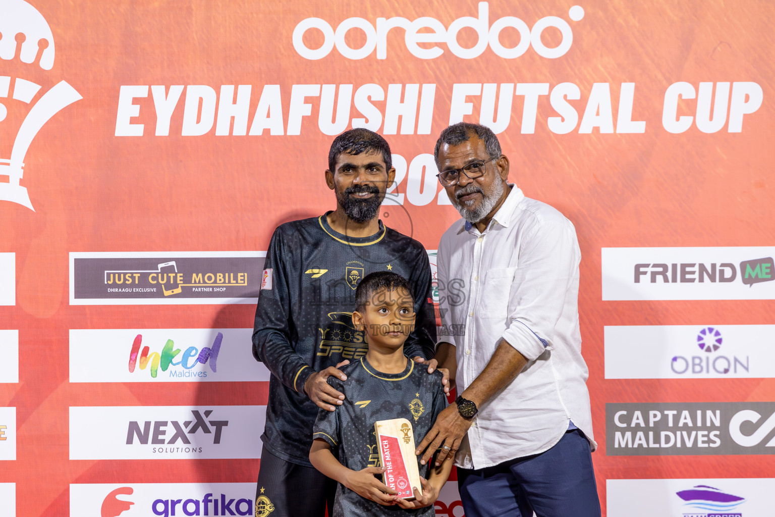 CC Sports Club vs Afro SC in the final of Eydhafushi Futsal Cup 2024 was held on Wednesday , 17th April 2024, in B Eydhafushi, Maldives
Photos: Ismail Thoriq / images.mv