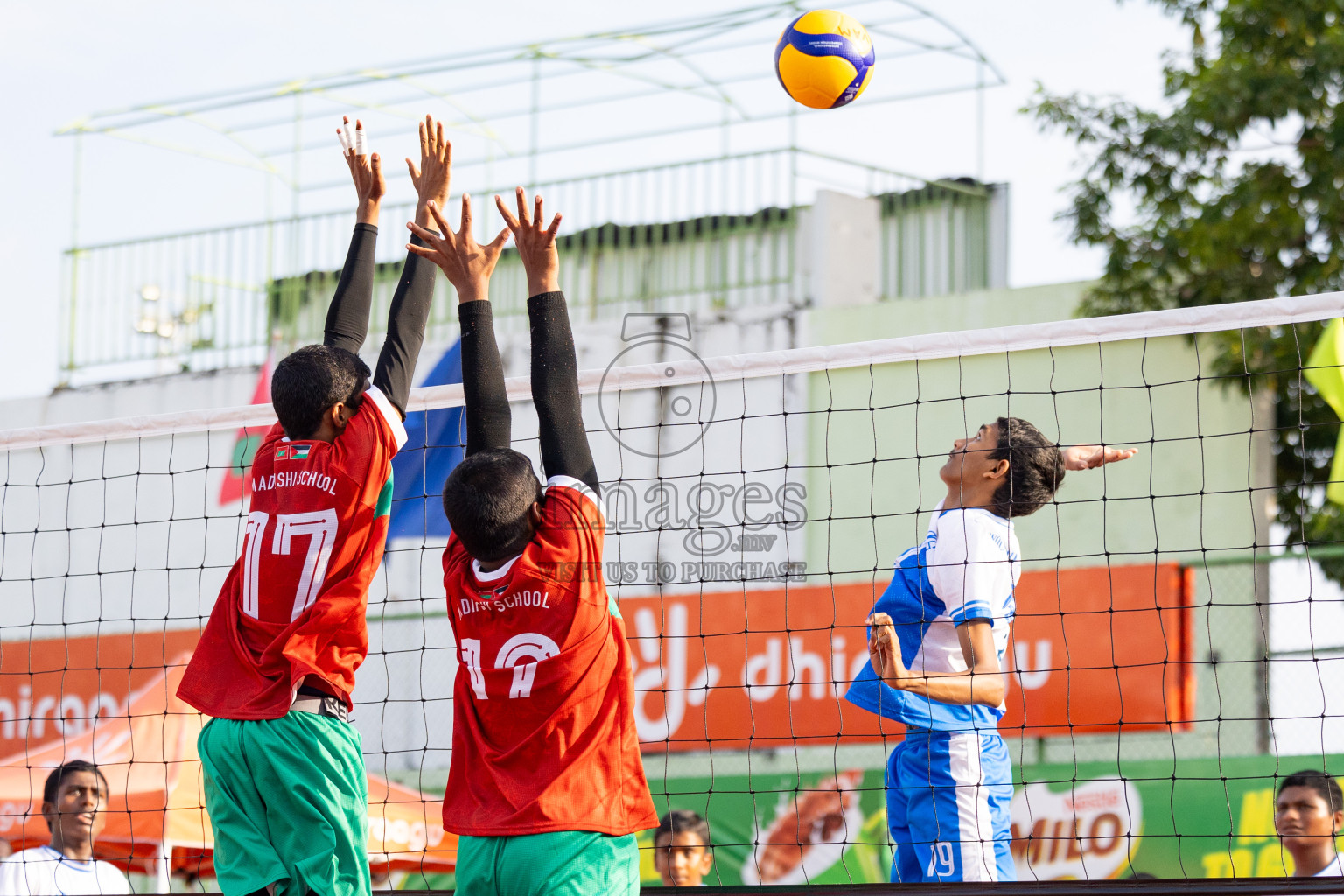 Day 10 of Interschool Volleyball Tournament 2024 was held in Ekuveni Volleyball Court at Male', Maldives on Sunday, 1st December 2024.
Photos: Ismail Thoriq / images.mv