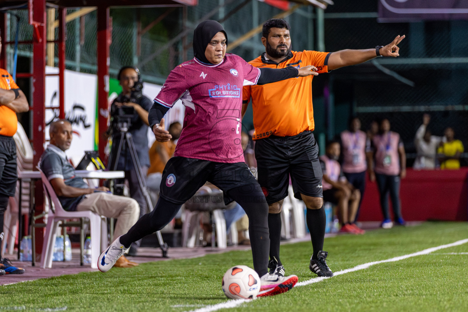 Kulhivaru Vuzaara Club vs STO RC in Eighteen Thirty Classic of Club Maldives Cup 2025 held in Rehendi Futsal Ground, Hulhumale', Maldives on Thursday, 4th September 2025. Photos: Yasna Ahmed / images.mv