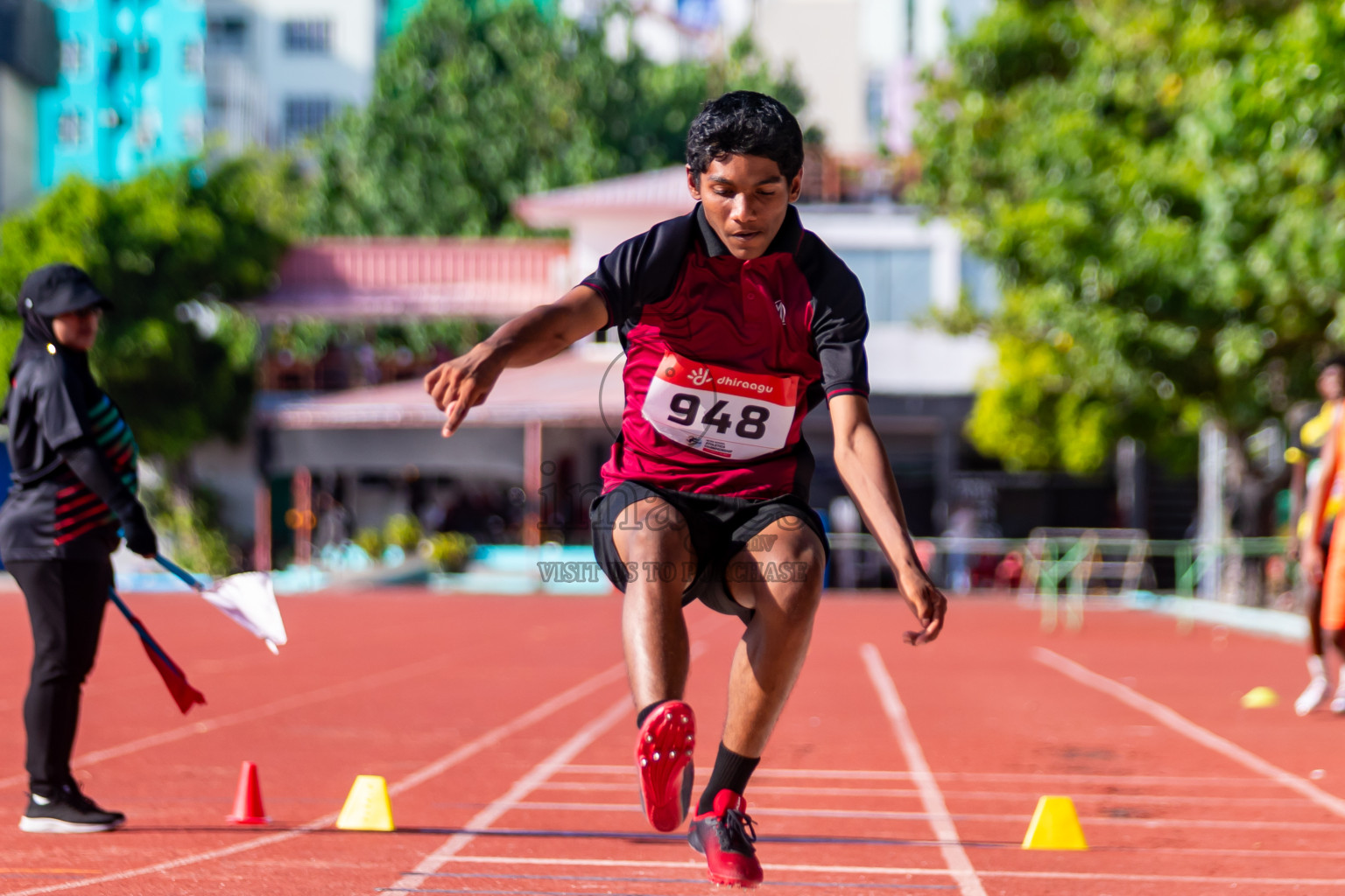 Day 2 of Inter-school Athletics Championship 2025 held in Ekuveni Synthetic Track, Male', Maldives on Tuesday, 07th October 2025. Photos by: Riza / Images.mv