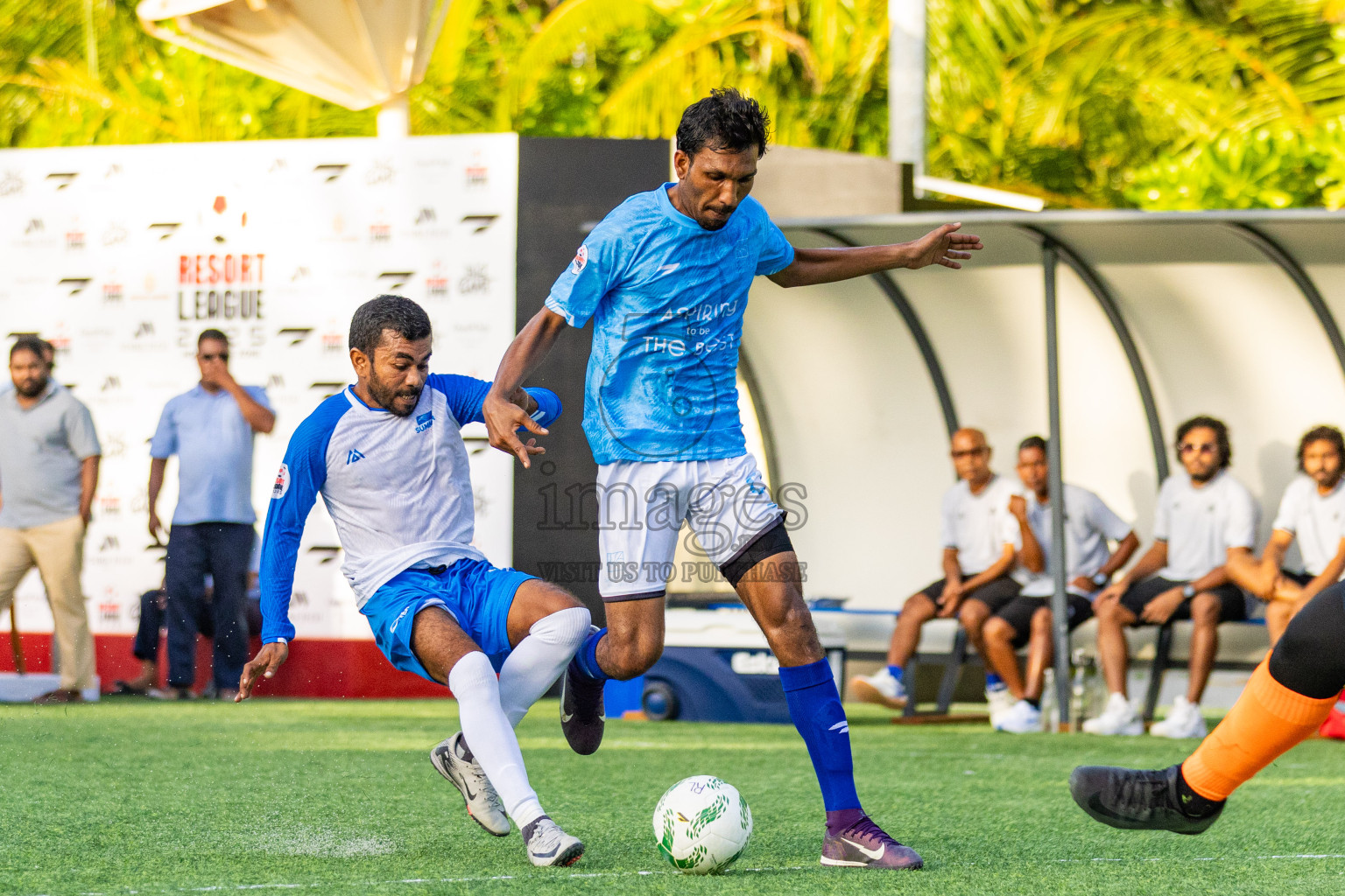 BANDOS Maldives vs SUMMER ISLAND RESORTS in Resort League 2025 (North Male Zone) day 3 was held on Friday, 5th September 2025 in One And Only Reethi Rah Maldives Resort, Photos: Areef Adam / images.mv