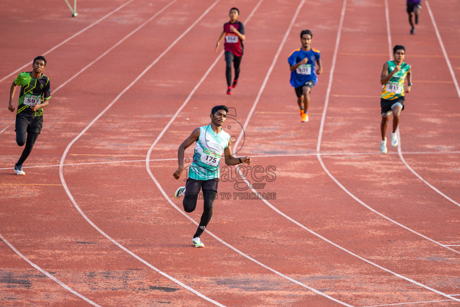 Day 1 of Inter-school Athletics Championship 2025 held in Ekuveni Synthetic Track, Male', Maldives on Monday, 06th October 2025. Photos by: Ismail Thoriq / Images.mv