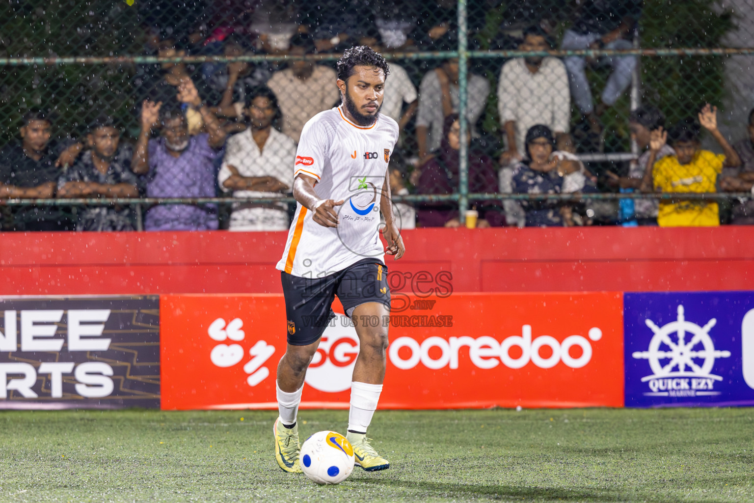 Th Gaadhiffushi vs Th Hirilandhoo  in Day 6 of Golden Futsal Challenge 2025 on Friday, 6th January 2025, in Hulhumale', Maldives
Photos: Ismail Thoriq / images.mv