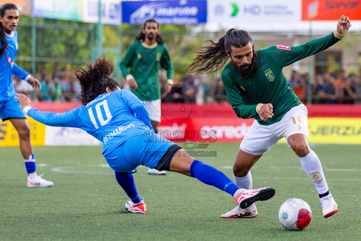 Th.Veymandoo vs Th.Thimarafushi in Day 6 of Golden Futsal Challenge 2024 was held on Saturday, 20th January 2024, in Hulhumale', Maldives 
Photos: Hassan Simah / images.mv