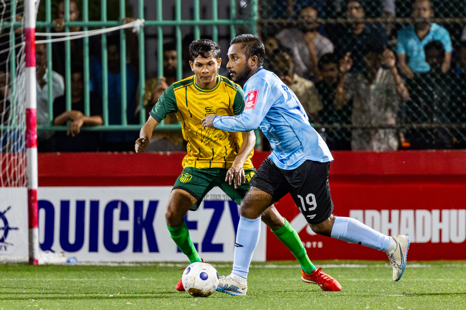 HDh Neykurendhoo vs HDh Nolhivaranfaru in Day 13 of Golden Futsal Challenge 2025 was held on Friday, 17th January 2025, in Hulhumale', Maldives. Photos: Nausham Waheed / images.mv