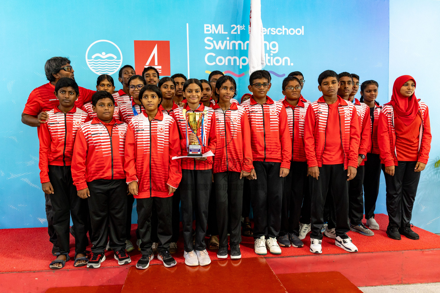 Closing Ceremony of BML 21st Interschool Swimming Competition 2025 .was held in Hulhumale' Swimming Pool, Hulhumale', Maldives on Saturday, 18th October 2025. 
Photos: Hassan Simah / images.mv