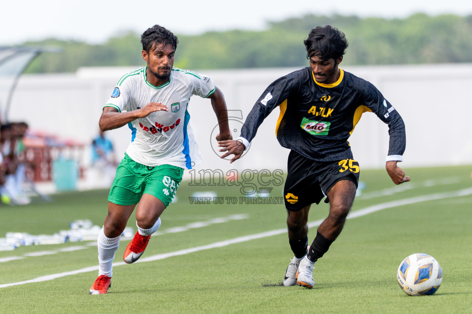 Huss Songun FT VS Aajeelakah Eydhafushi FT in Day 4 of Eydhafushi Cup 2025 held in Eydhafushi Football Stadium at B. Eydhafushi, Maldives on Monday, 8th September 2025. Photos: Arif Rasheed / images.mv