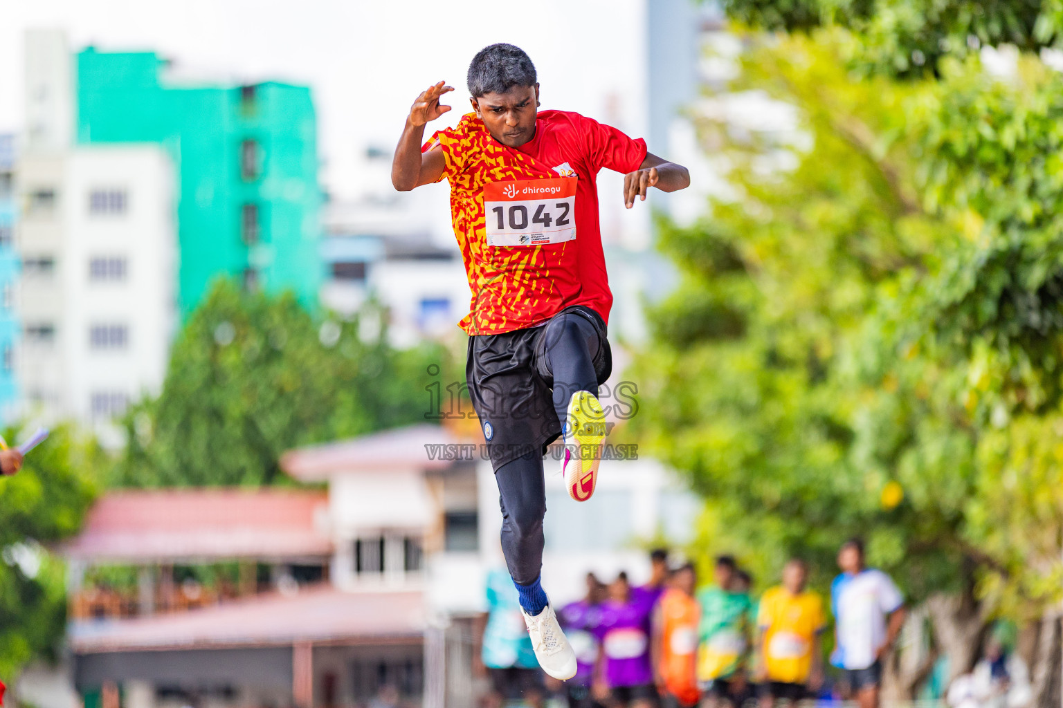 Day 3 of Inter-school Athletics Championship 2025 held in Ekuveni Synthetic Track, Male', Maldives on Wednesday, 08th October 2025. Photos by: Areef Adam  / Images.mv