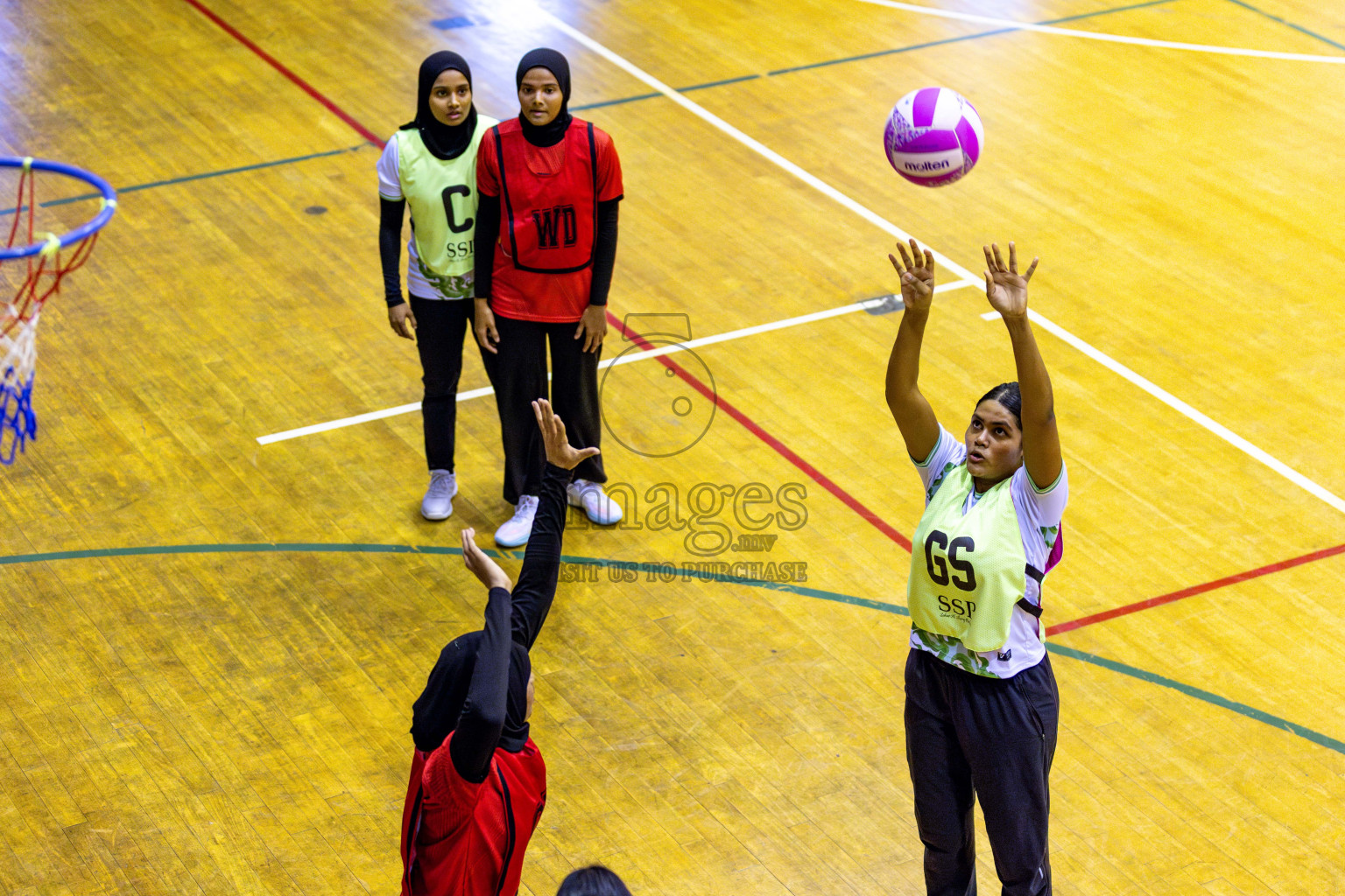 Club Matrix vs Club Green Streets in Division 1 of National Netball Tournament 2025 held in Ekuveni Netball Court at Male', Maldives on Saturday, 24th May 2025. Photos: Hassan Simah / images.mv