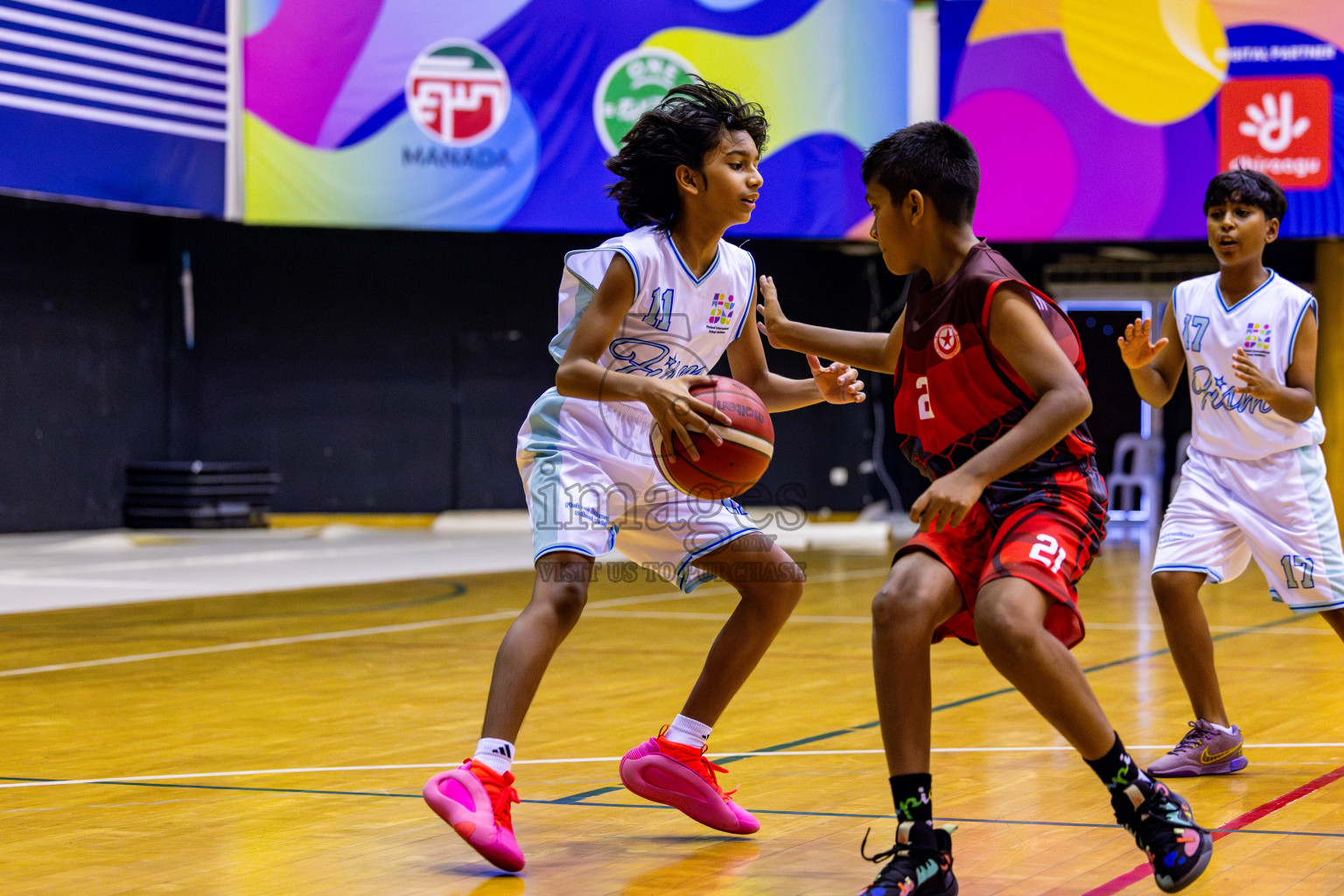 Iskandhar School vs Finland International School in Under 13 Boys Final of Junior Basketball Championship 2024 was held in Social Center, Male', Maldives on Sunday, 15th December 2024. Photos: Nausham Waheed / images.mv