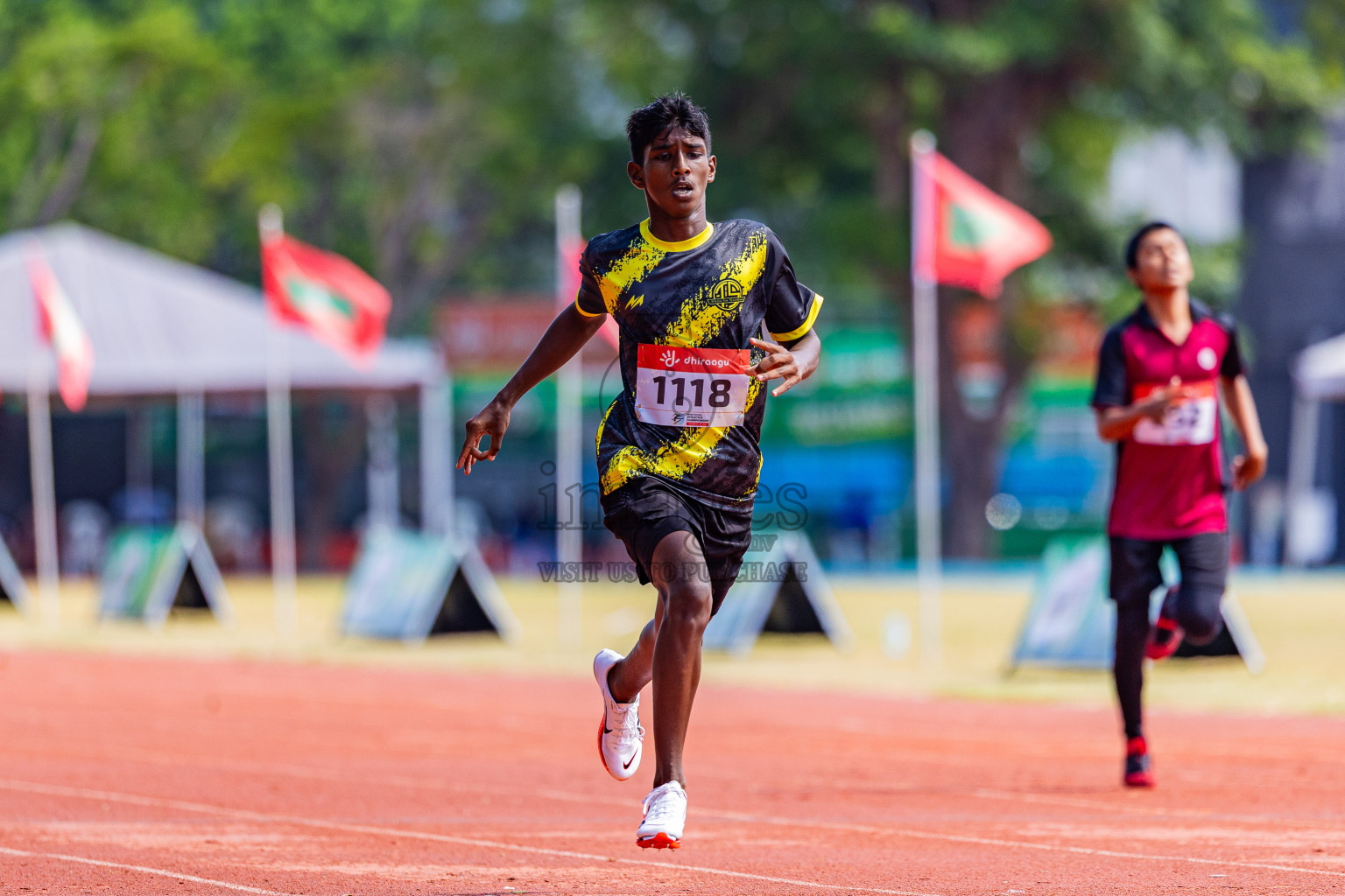 Day 2 of Inter-school Athletics Championship 2025 held in Ekuveni Synthetic Track, Male', Maldives on Tuesday, 07th October 2025. Photos by: Areef Adam / Images.mv