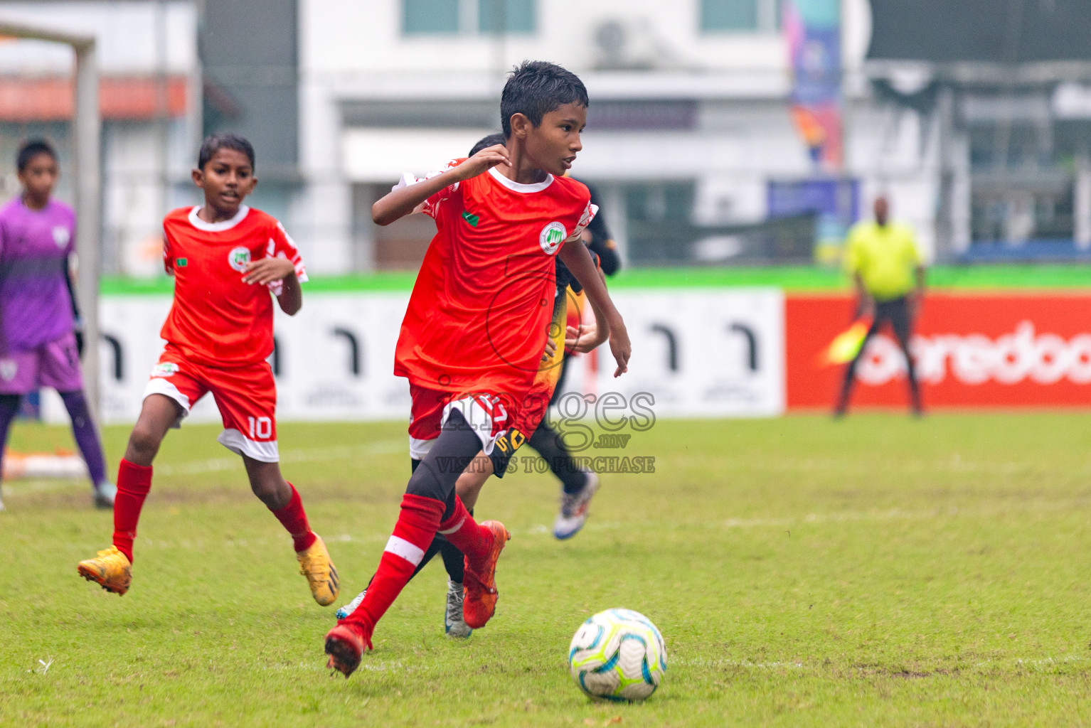 Eagles vs Hurriya in day 6 of Dhivehi Youth League 2024 held at Henveiru Stadium on Saturday 30th November 2024. Photos: Shuu Abdul Sattar/ Images.mv