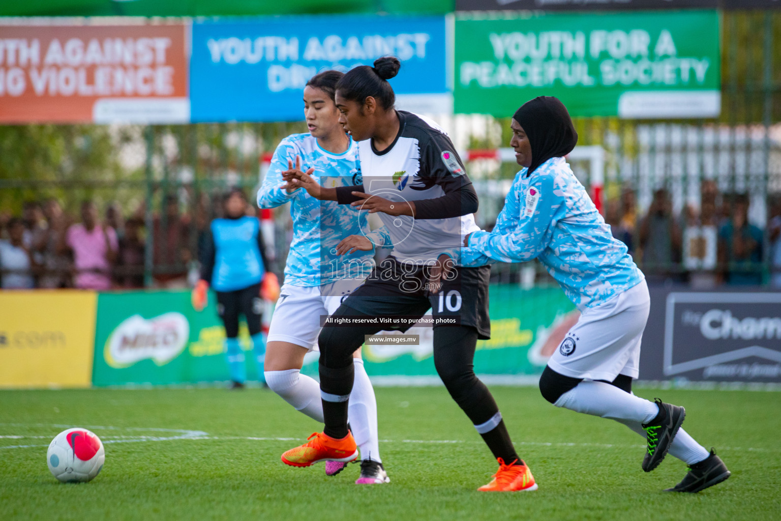 MPL vs DSC in Eighteen Thirty Women's Futsal Fiesta 2022 was held in Hulhumale', Maldives on Monday, 17th October 2022. Photos: Hassan Simah, Mohamed Mahfooz Moosa / images.mv