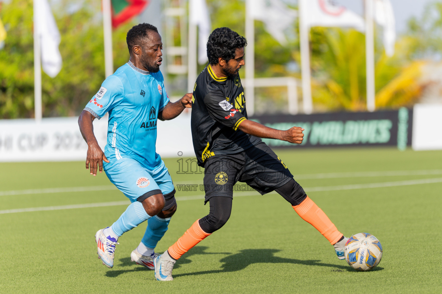 Irumathi FC VS Middle East in Day 5 of Eydhafushi Cup 2025 held in Eydhafushi Football Stadium at B. Eydhafushi, Maldives on Tuesday, 9th September 2025. Photos: Arif Rasheed / images.mv