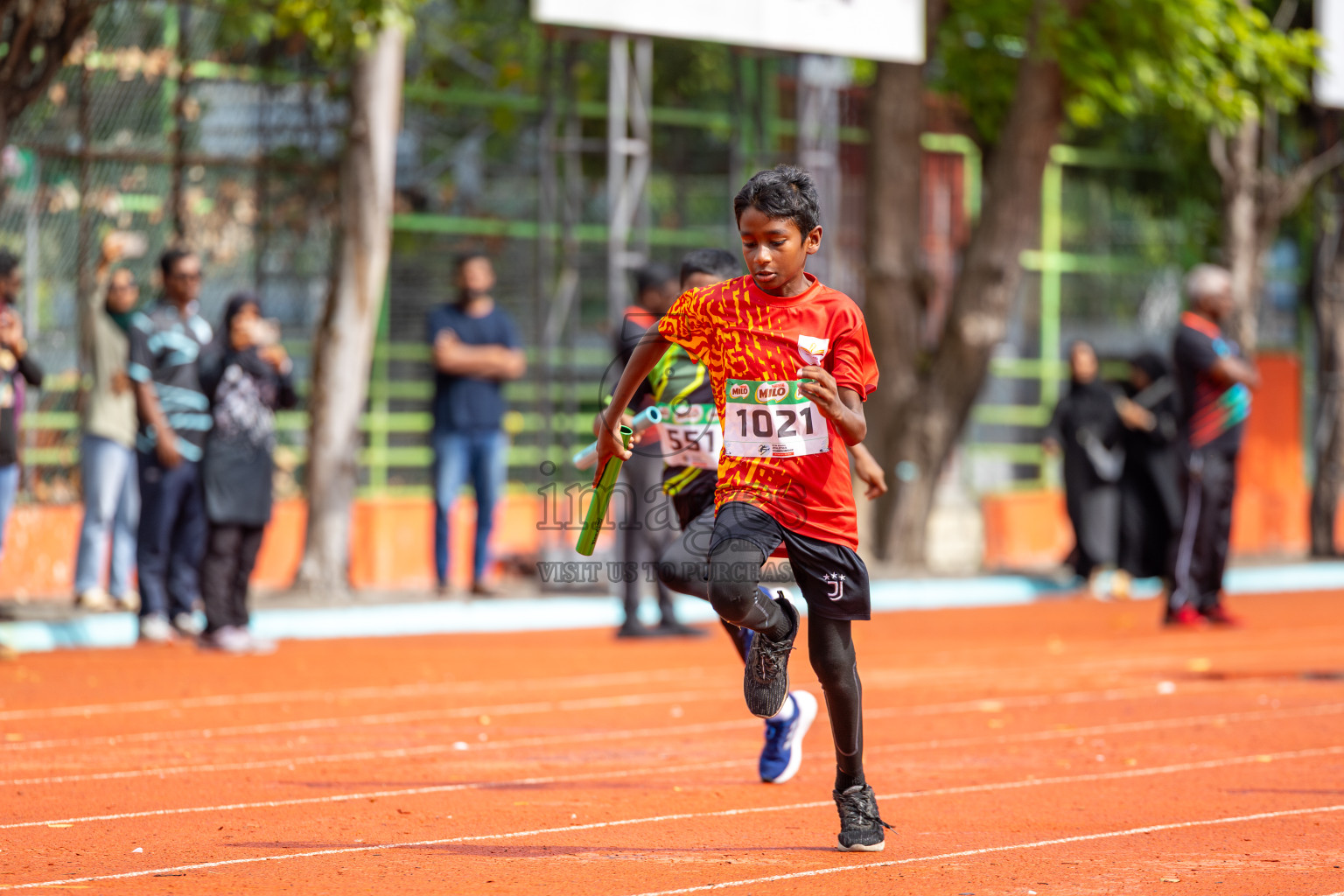 Day 6 of Inter-school Athletics Championship 2025 held in Ekuveni Synthetic Track, Male', Maldives on Sunday, 12th October 2025. Photos by: Ismail Thoriq / Images.mv