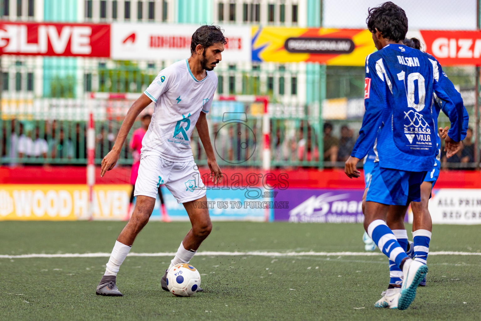 AA. Mathiveri VS AA. Thoddoo in Atoll Round Final on Day 20 of Golden Futsal Challenge 2025 was held on Friday, 24 January 2025, in Hulhumale', Maldives. 
Photos: Hassan Simah / images.mv