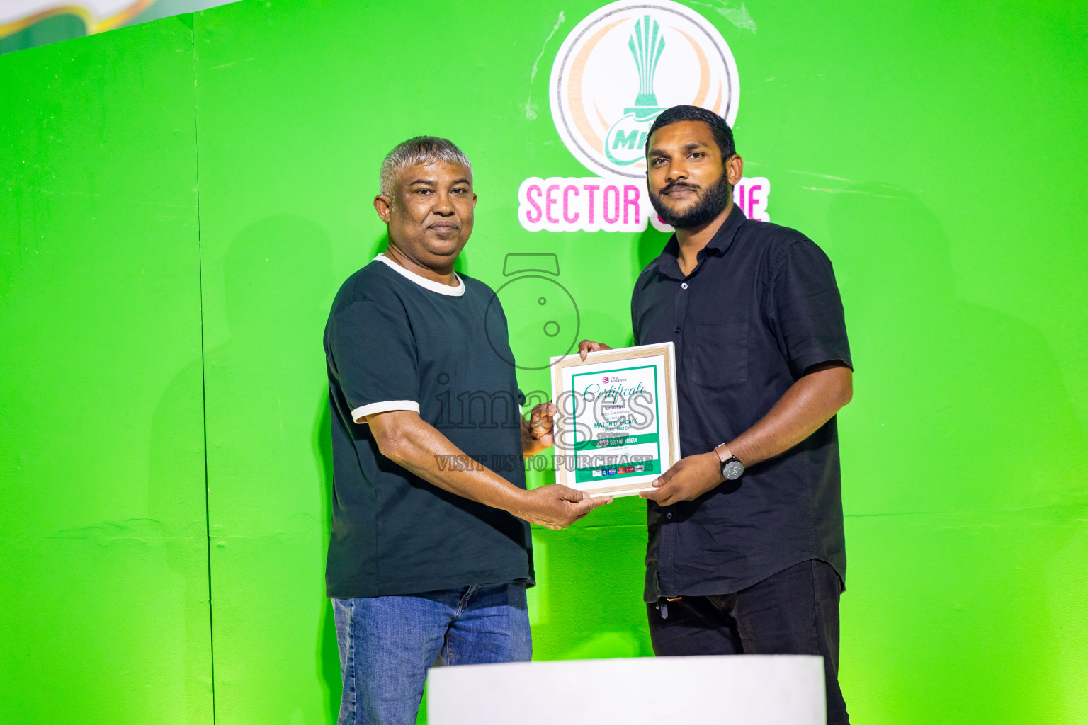 Arena vs Hawks in the Final of Milo Sector League 2025 was held in Rehendhi Futsal Ground, Hulhumale', Maldives on Tuesday, 18th November 2025. Photos: Nausham Waheed  / images.mv