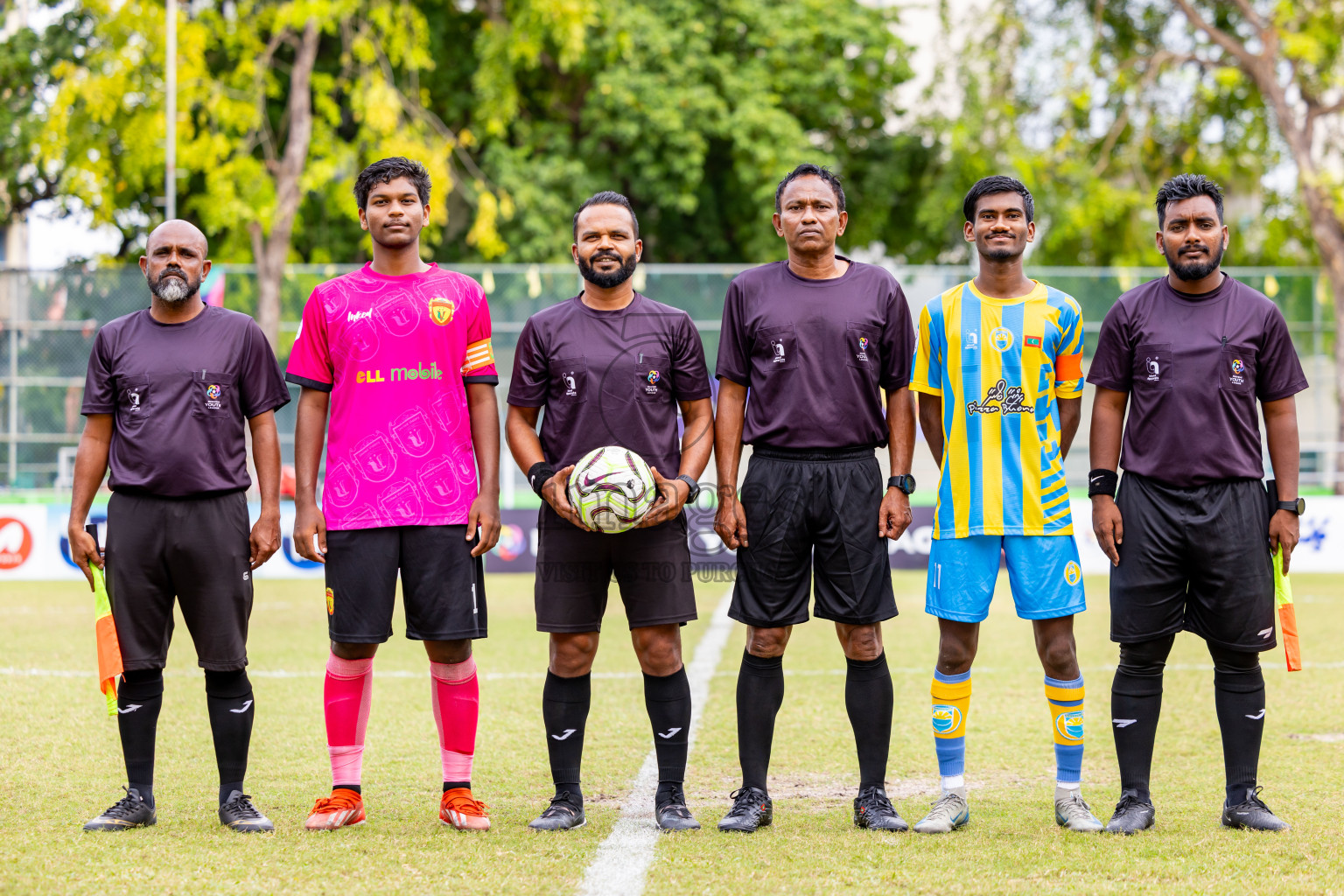 Club Valencia vs United Victory (U16) in Day 10 of Dhivehi Youth League 2024 held at Henveiru Stadium on Sunday, 15th December 2024. Photos: Nausham Waheed / Images.mv