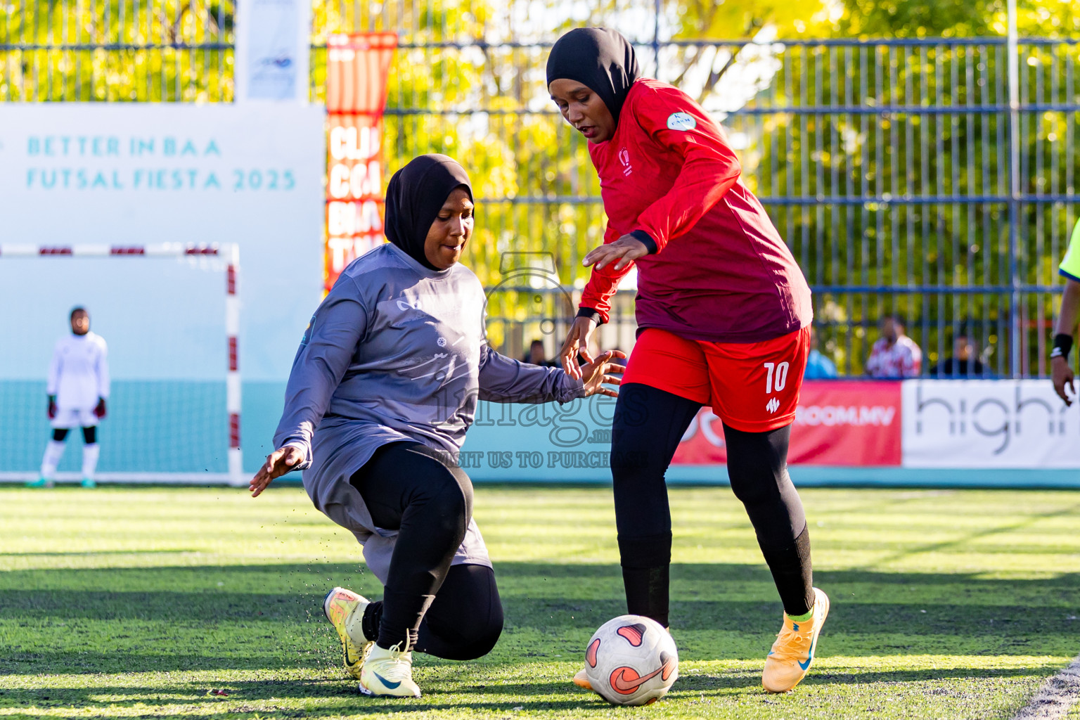 Dhonfan vs Kihaadhoo in Day 4 of Better in Baa Futsal Fiesta 2025 Woman's division held in B. Eydhafushi, Maldives on Sunday, 9th November 2025. Photos: Nausham Waheed / images.mv