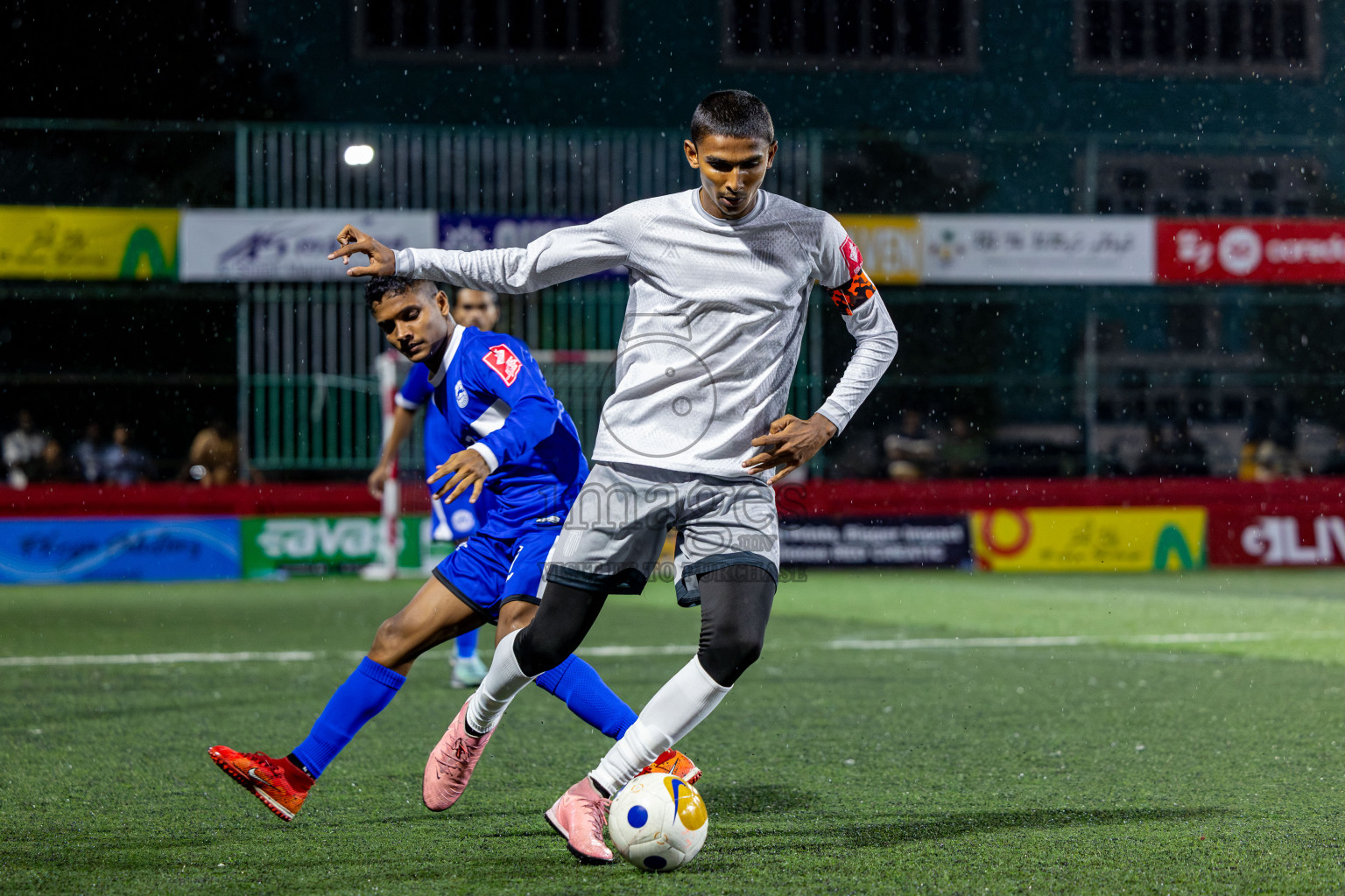 Thaa Veymadoo VS Thaa Buruni in Day 6 of Golden Futsal Challenge 2025 on Friday, 6th January 2025, in Hulhumale', Maldives Photos: Nausham Waheed / images.mv