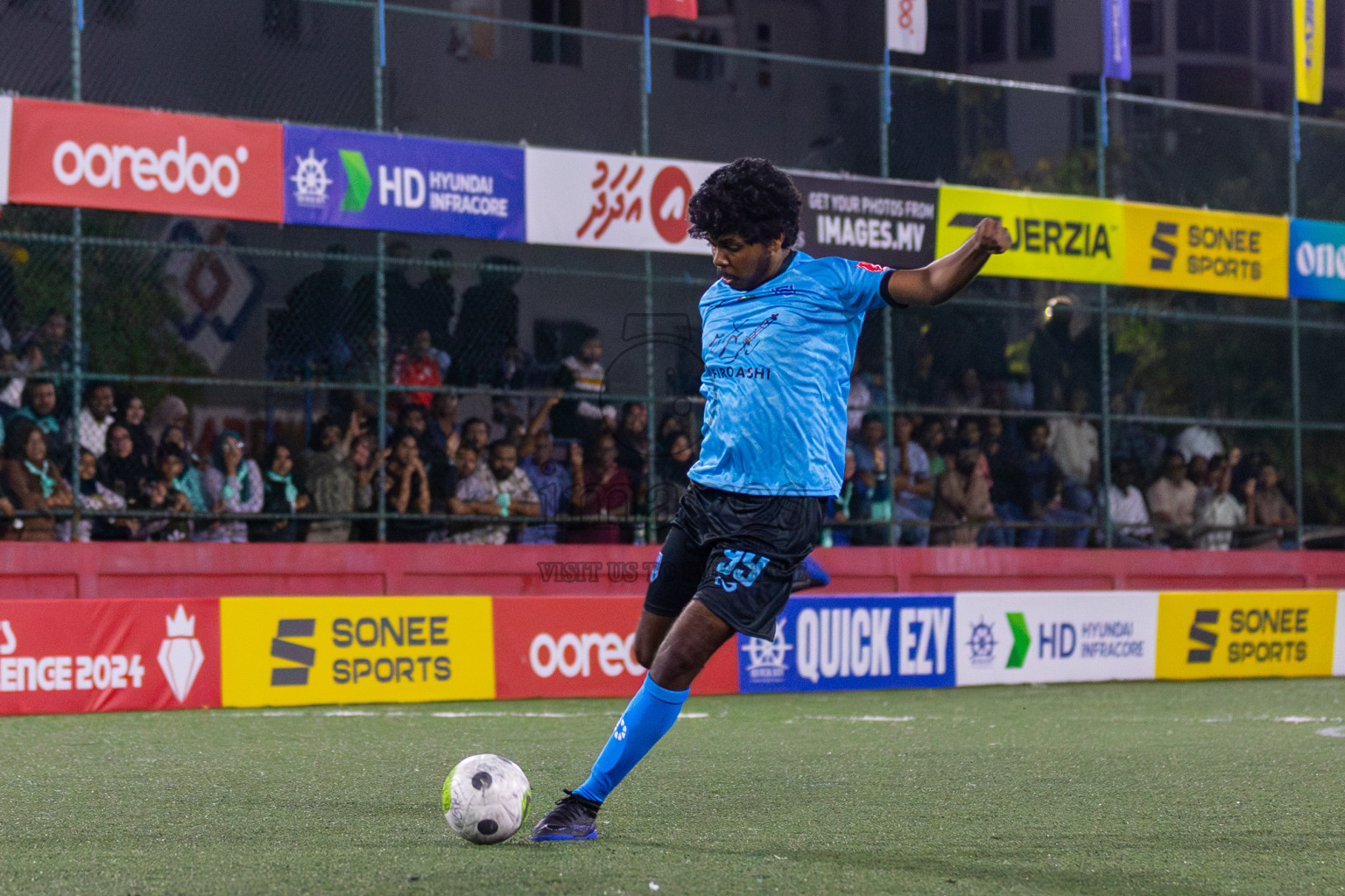 Dh Meedhoo vs Dh Bandidhoo in Day 3 of Golden Futsal Challenge 2024 was held on Thursday, 18th January 2024, in Hulhumale', Maldives Photos: Mohamed Mahfooz Moosa / images.mv